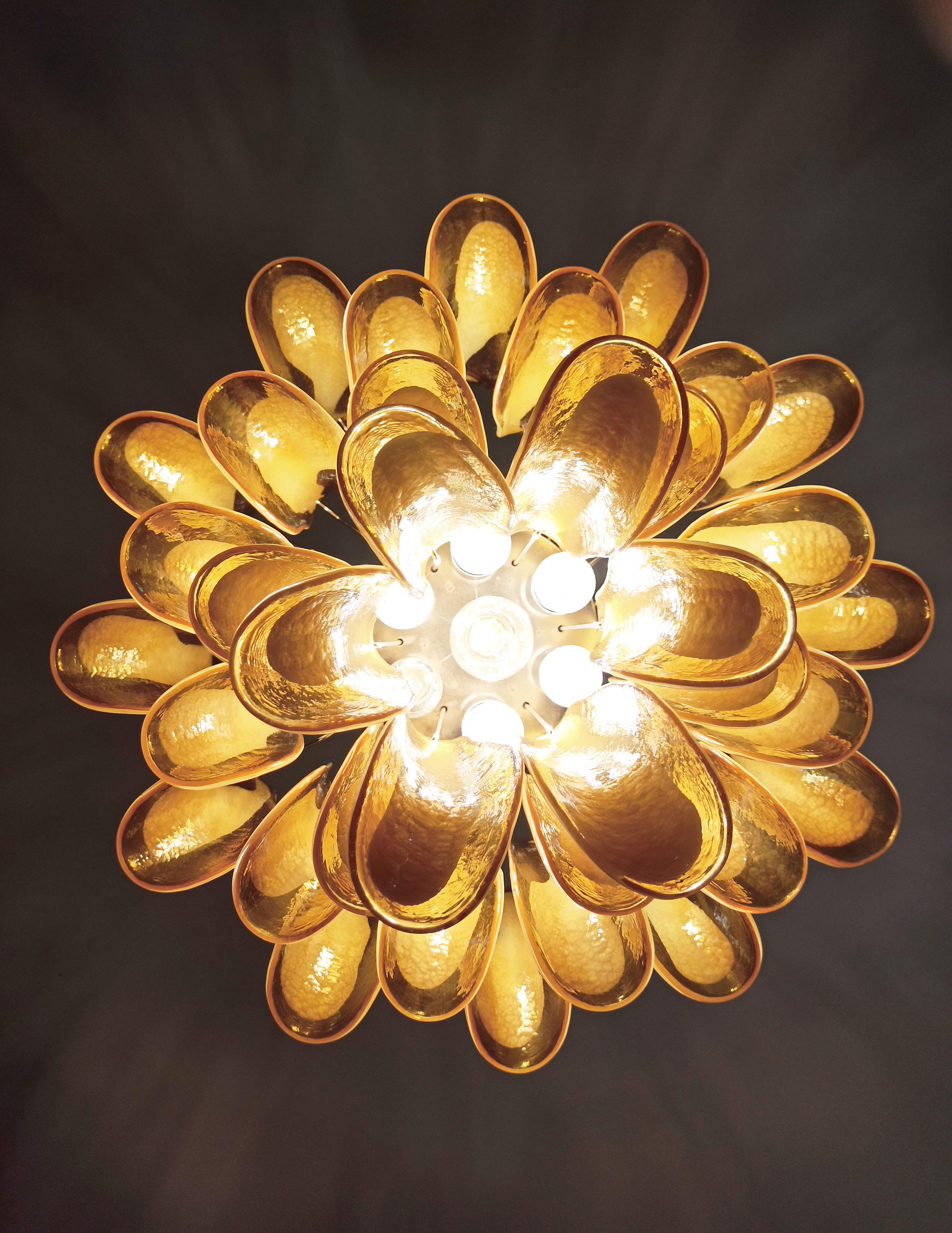 Italian vintage Murano chandelier - Mazzega - 36 lattimo amber glass petals For Sale 5