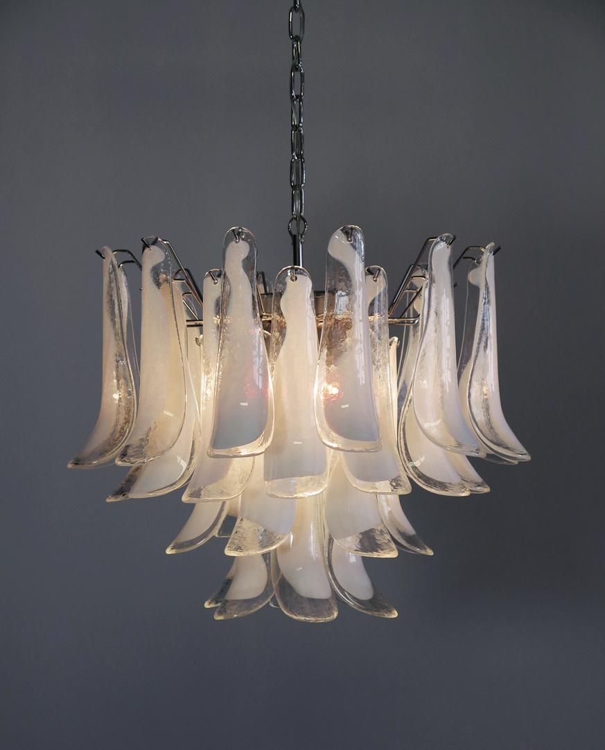 Italian Vintage Murano Chandelier, Mazzega, 36 Lattimo Glass Petals 2