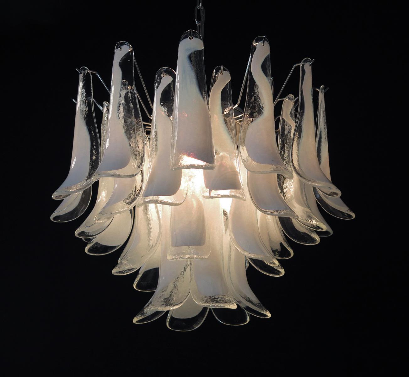 Italian Vintage Murano Chandelier, Mazzega, 36 Lattimo Glass Petals 3