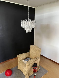 Italian vintage Murano chandelier - Mazzega - 36 lattimo glass "rondini"