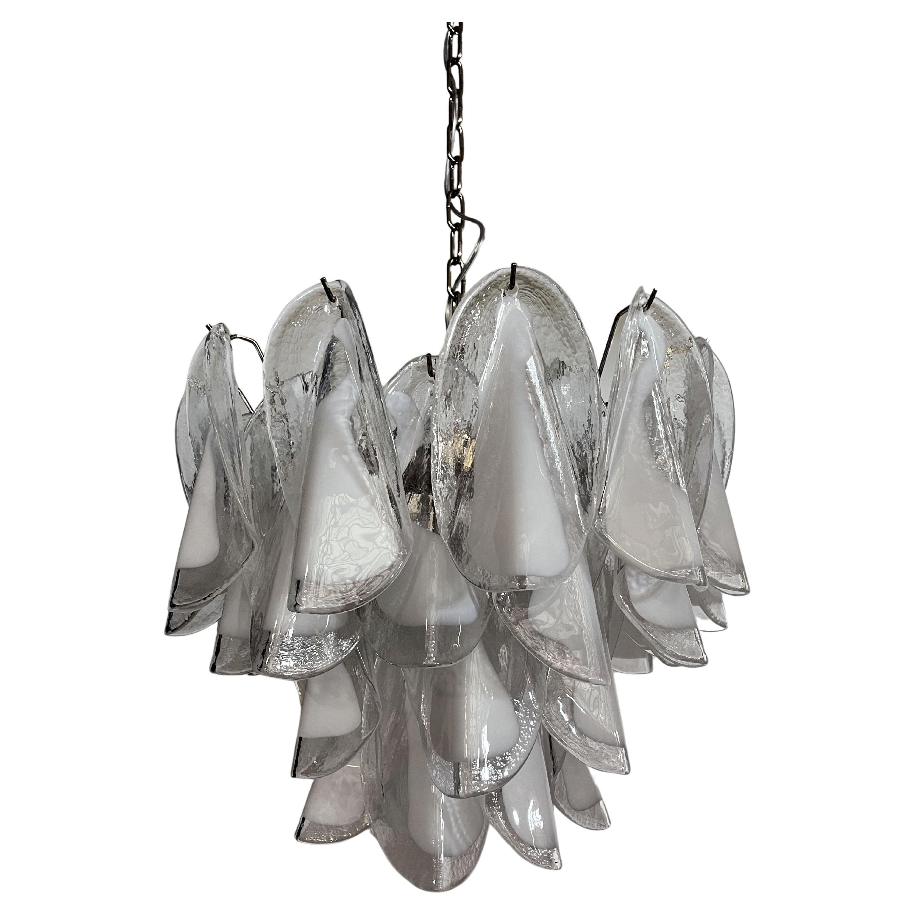 Italian vintage Murano chandelier - Mazzega - 36 lattimo glass "rondini" For Sale