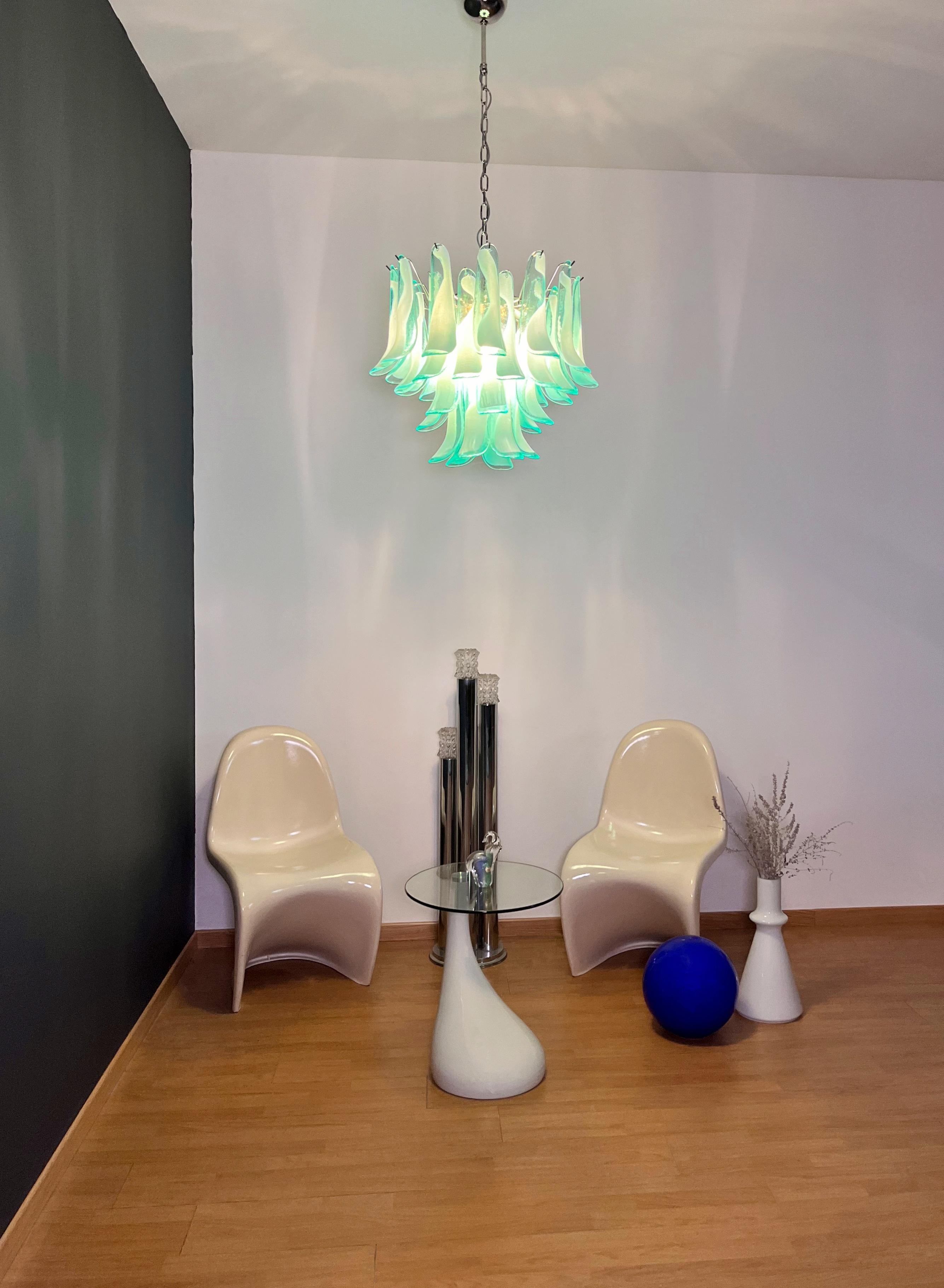 20th Century Italian vintage Murano chandelier - Mazzega - 36 lattimo turquoise glass petals in vendita