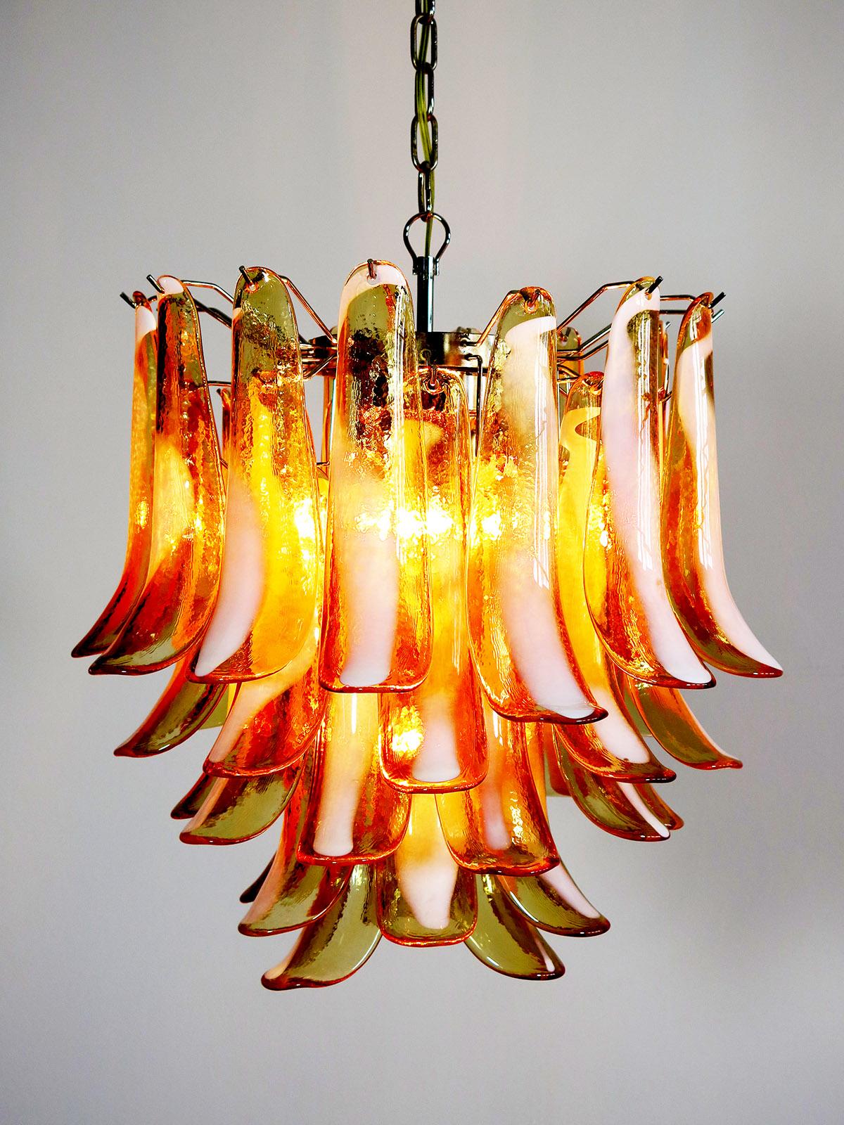 Italian Vintage Murano Chandelier, Mazzega, 41 Caramel Lattimo Glass Petals 6