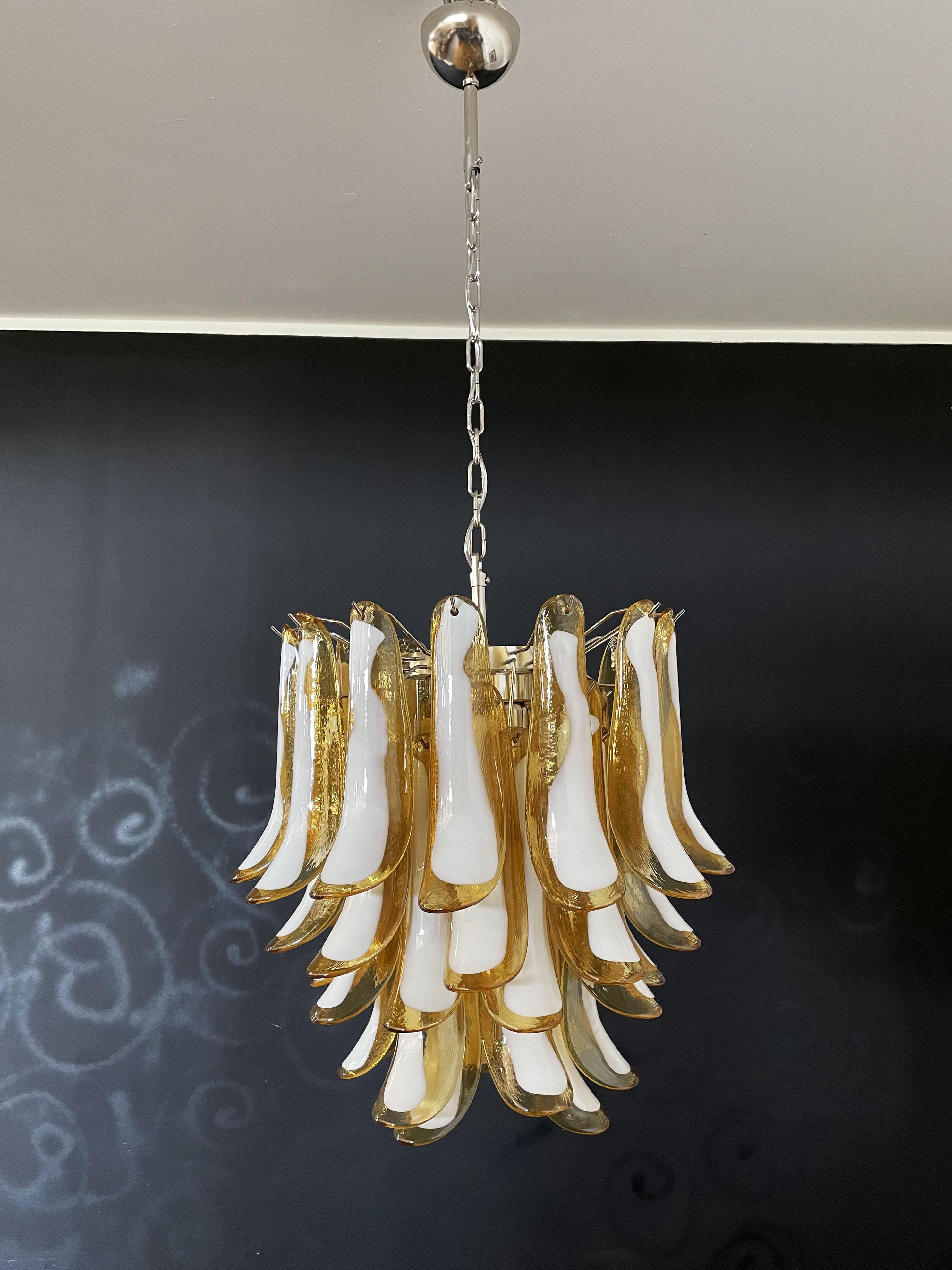 Mid-Century Modern Italian vintage Murano chandelier - Mazzega - 41 caramel lattimo glass petals For Sale