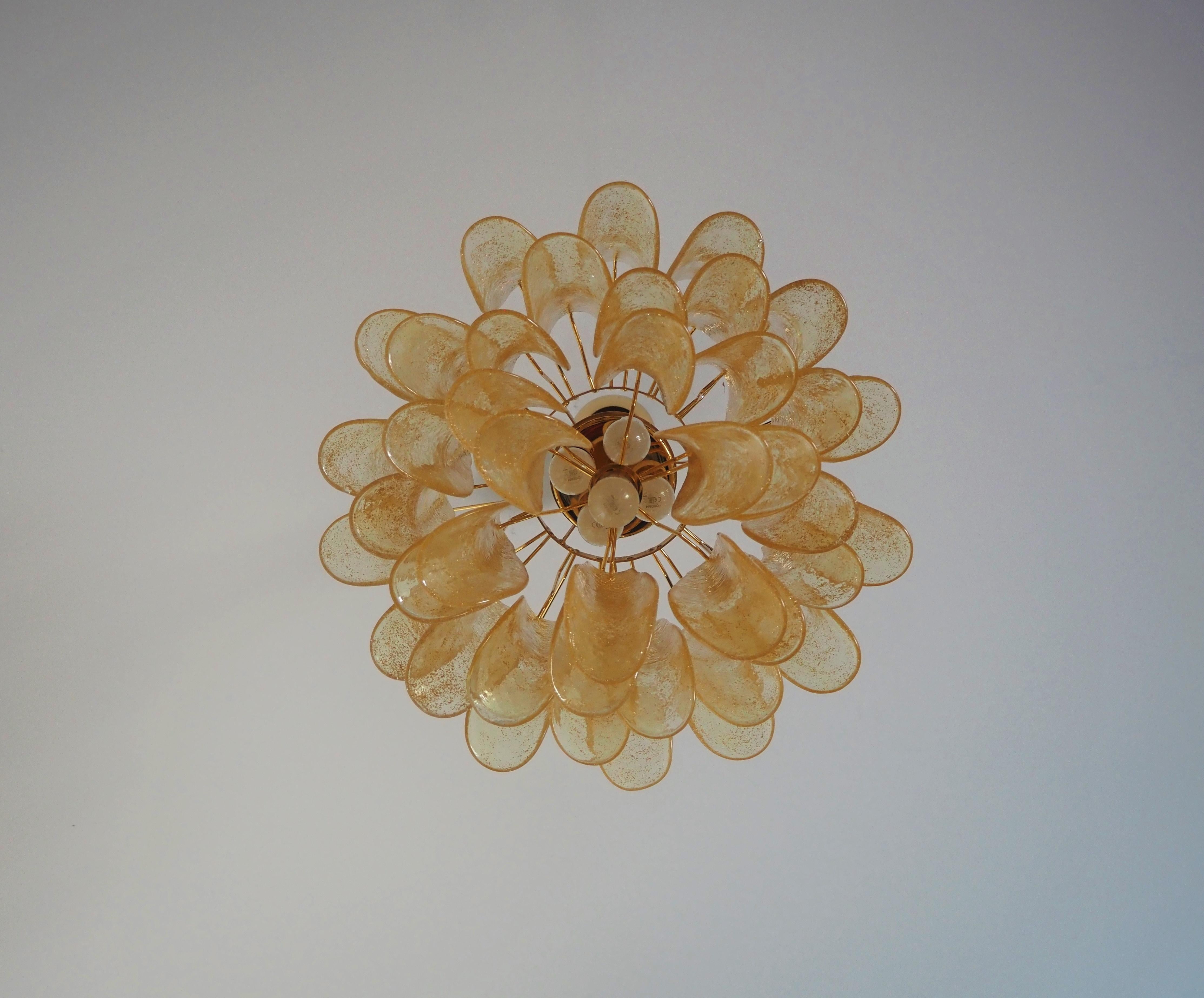 Italian vintage Murano chandelier - Mazzega - 41 GOLD glass petals For Sale 9