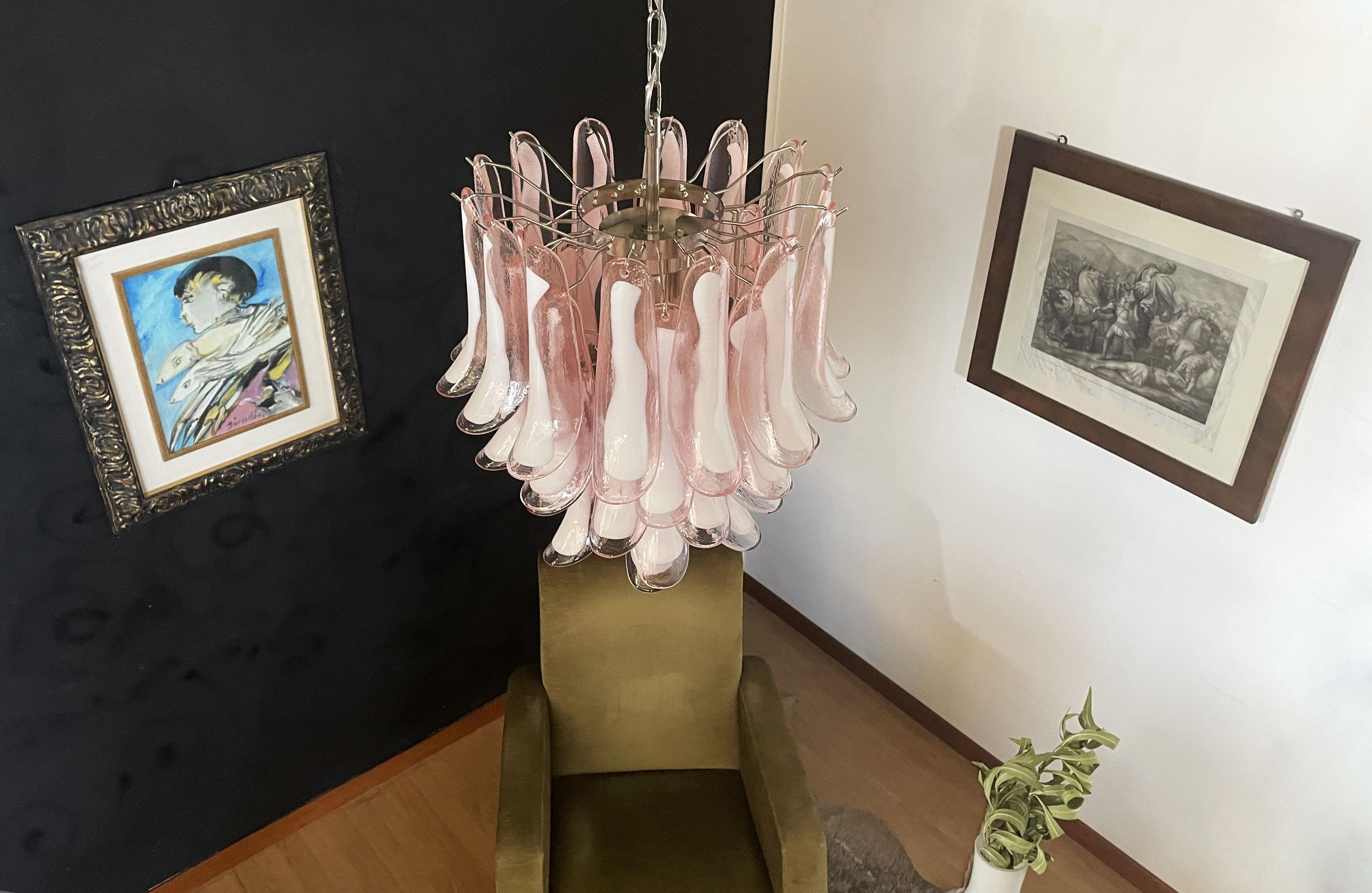 Italian Vintage Murano Chandelier, Mazzega, 41 Pink Lattimo Glass Petals 4