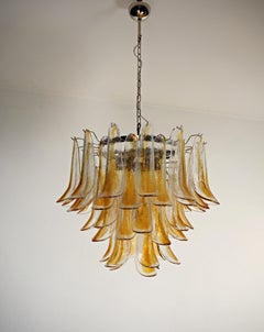 Italian vintage Murano chandelier - Mazzega - 53 amber glass petals