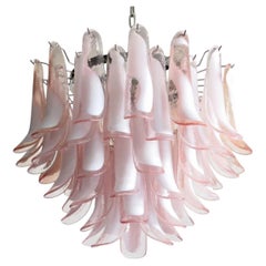 Italienische Vintage Murano Kronleuchter - Mazzega - 53 rosa lattimo Glasblüten