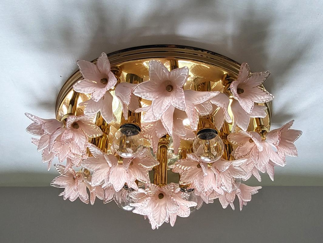 Wonderful Murano glass flower flush mount chandelier. 
Italy, 1960s.
Lamp sockets: 6