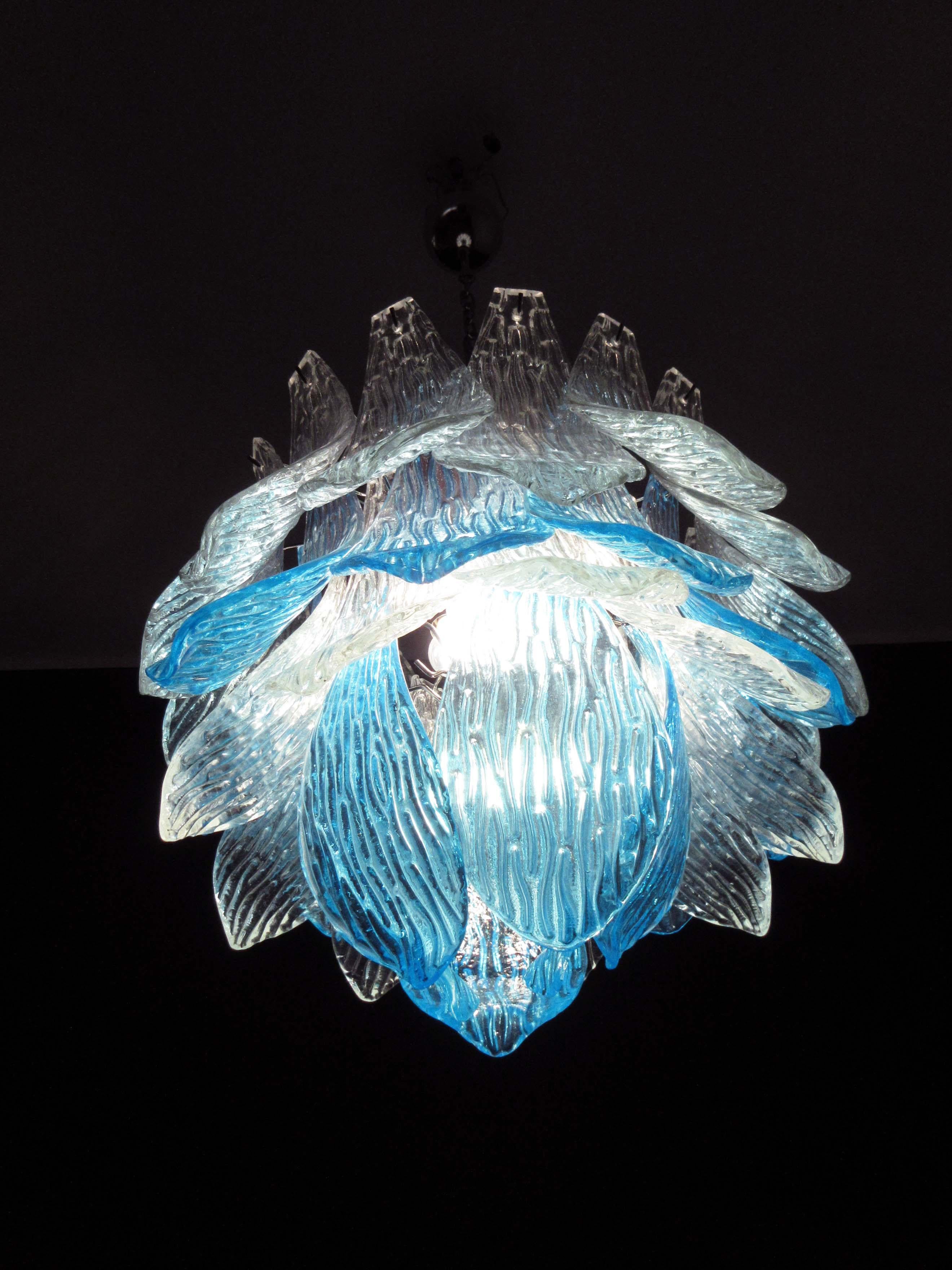 Italienischer Vintage Murano Glas Kronleuchter - 38 Gläser - blau und trasparent im Angebot 6