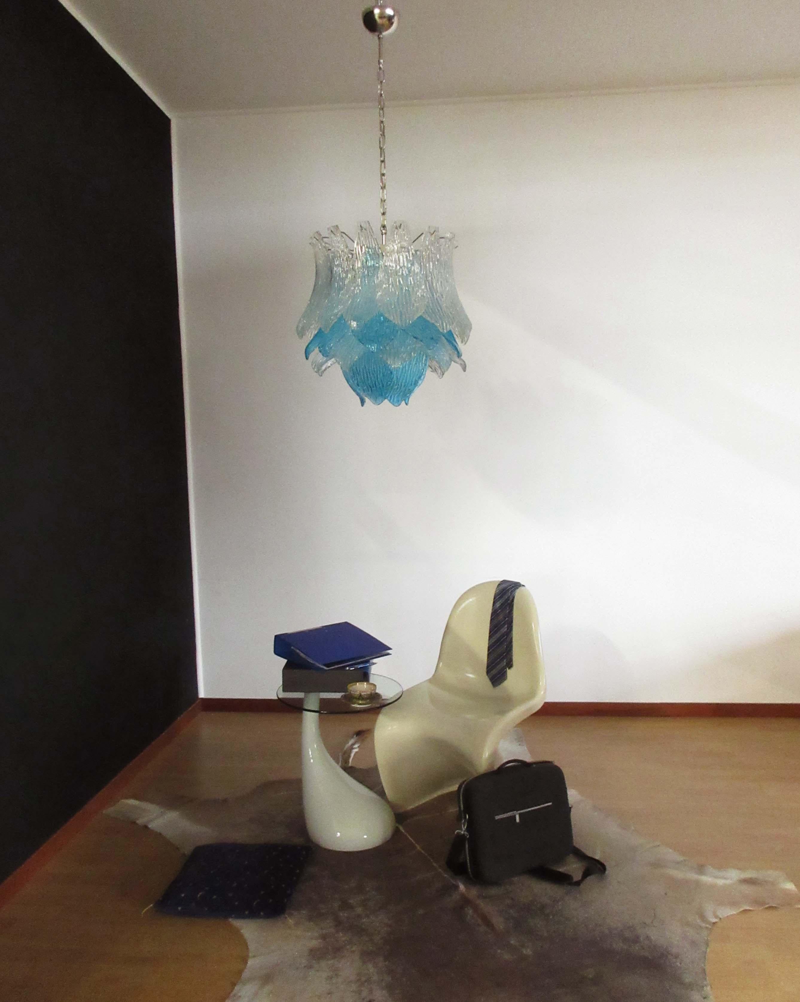 Araña italiana vintage de cristal de Murano - 38 vidrios - azul y trasparente en venta 1