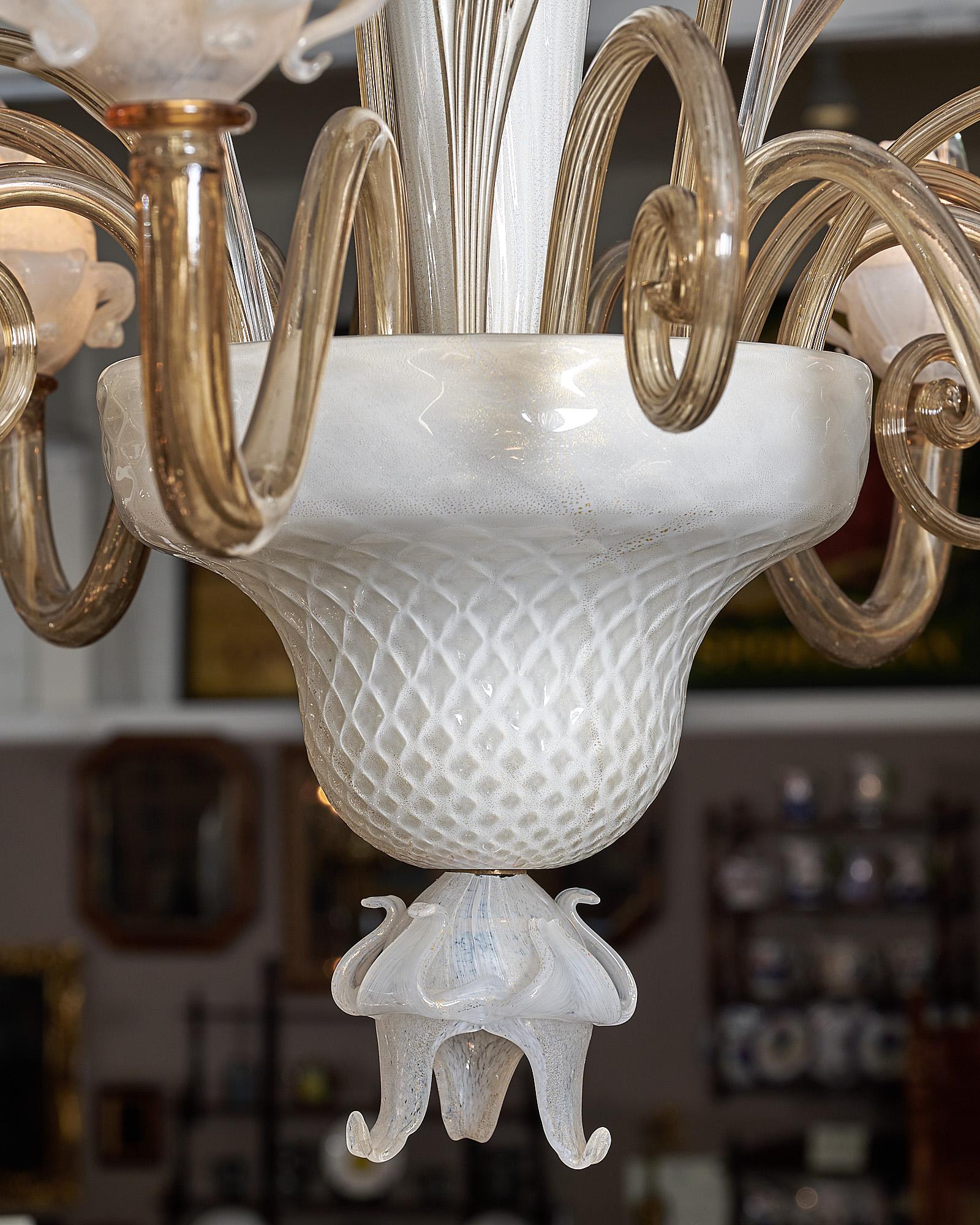 Italian Vintage Murano Glass Chandelier by Venini For Sale 4
