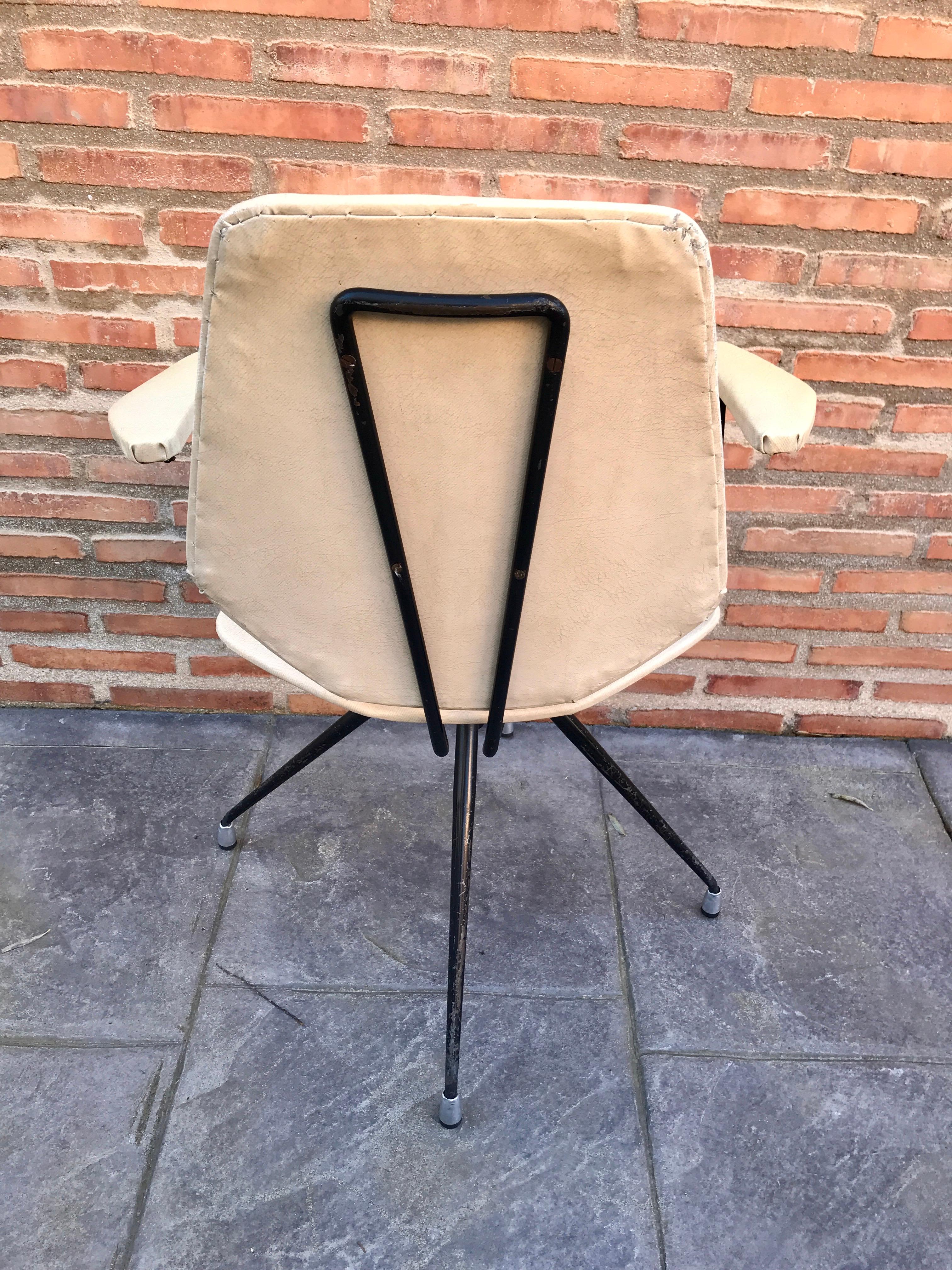 Métal Chaise pivotante italienne vintage de bureau ou de bureau en vente