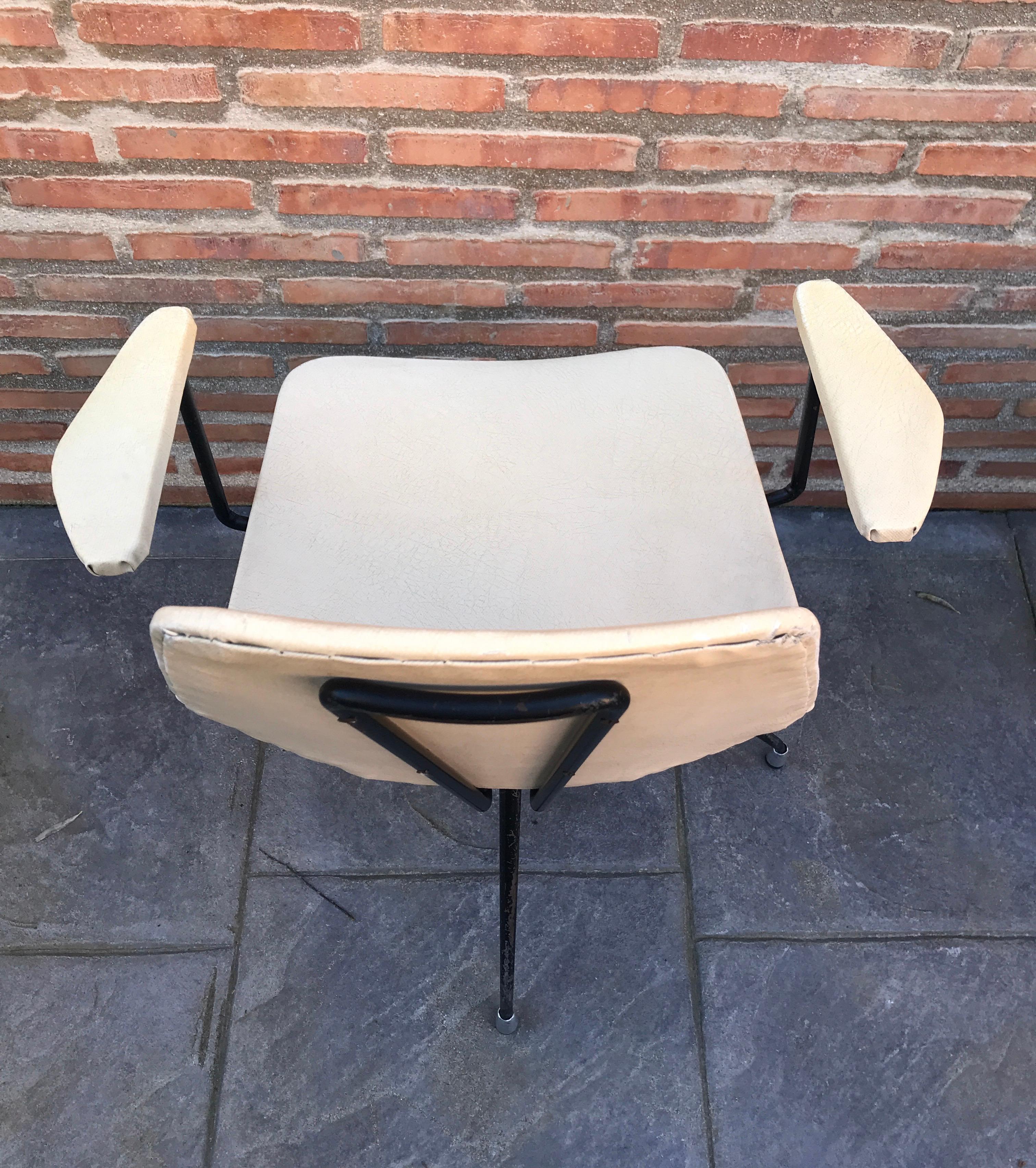 Chaise pivotante italienne vintage de bureau ou de bureau en vente 1