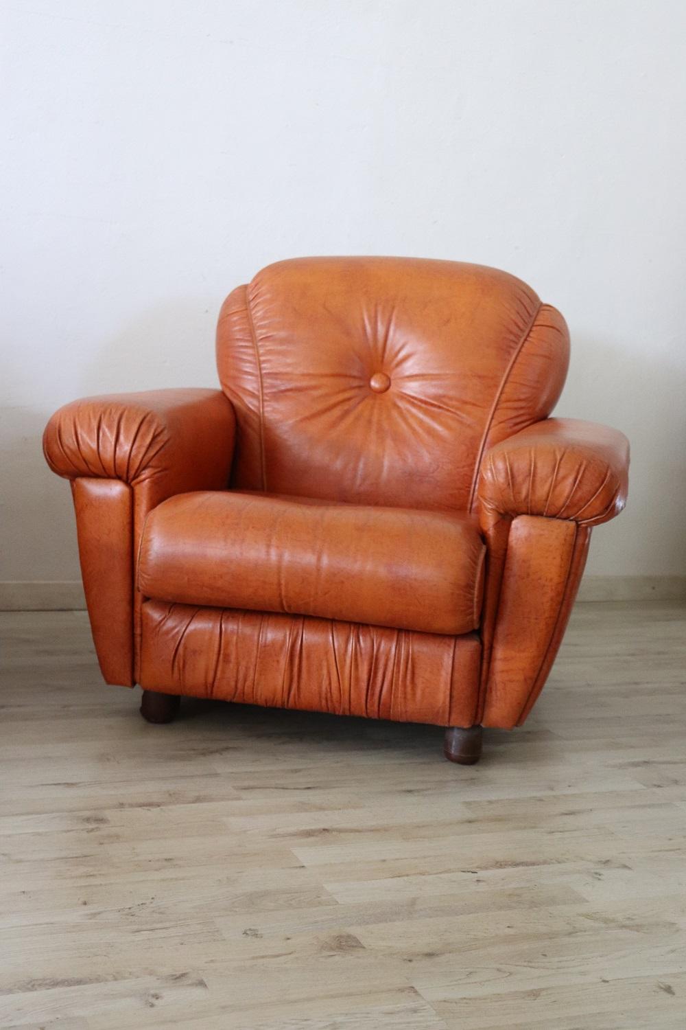 Italian Vintage Pair of Armchairs in Orange Faux Leather, 1980s In Good Condition In Casale Monferrato, IT