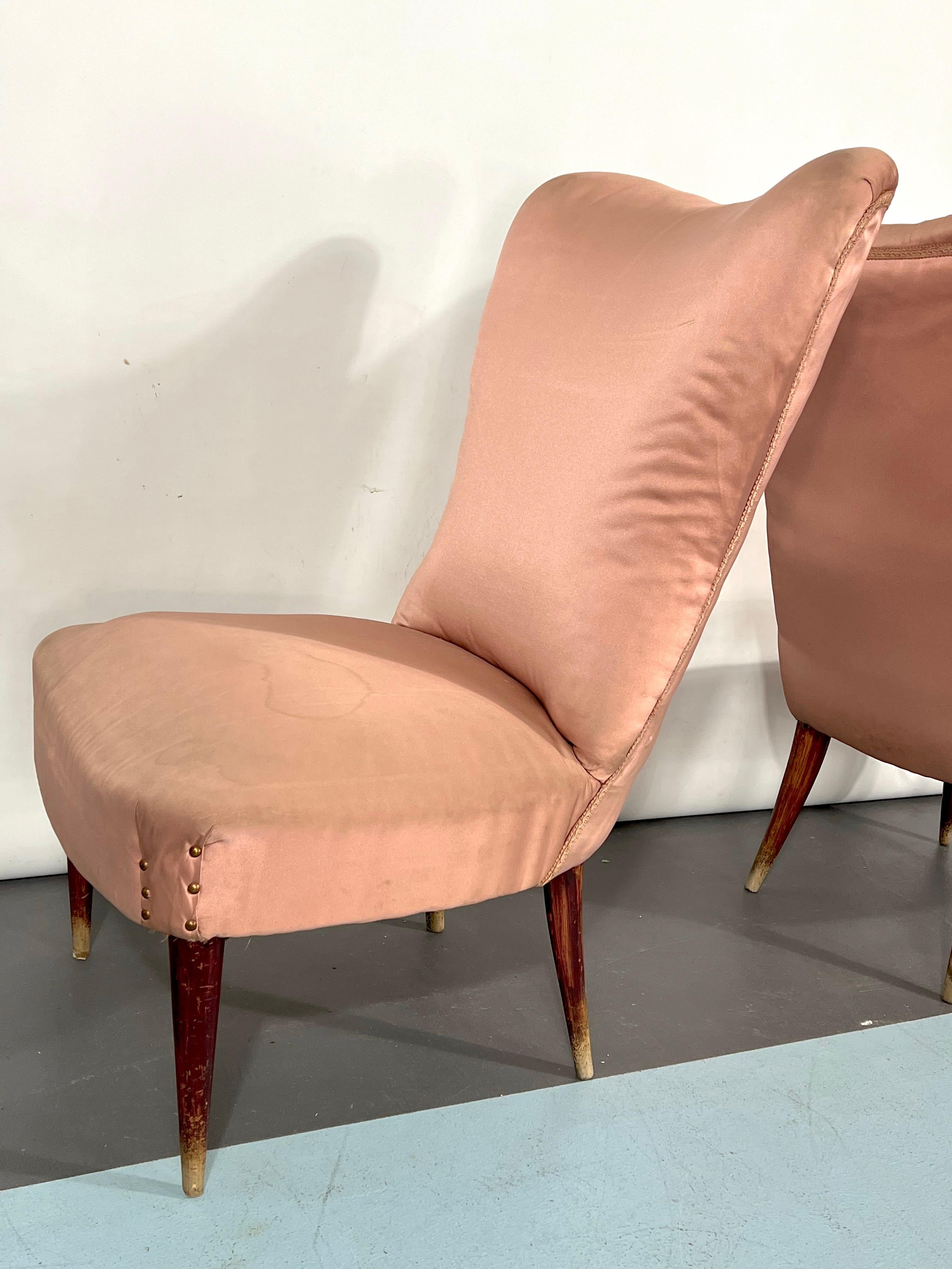 Italian Vintage Pair of Club Armchairs in the Manner of Gio Ponti, 1950s For Sale 5