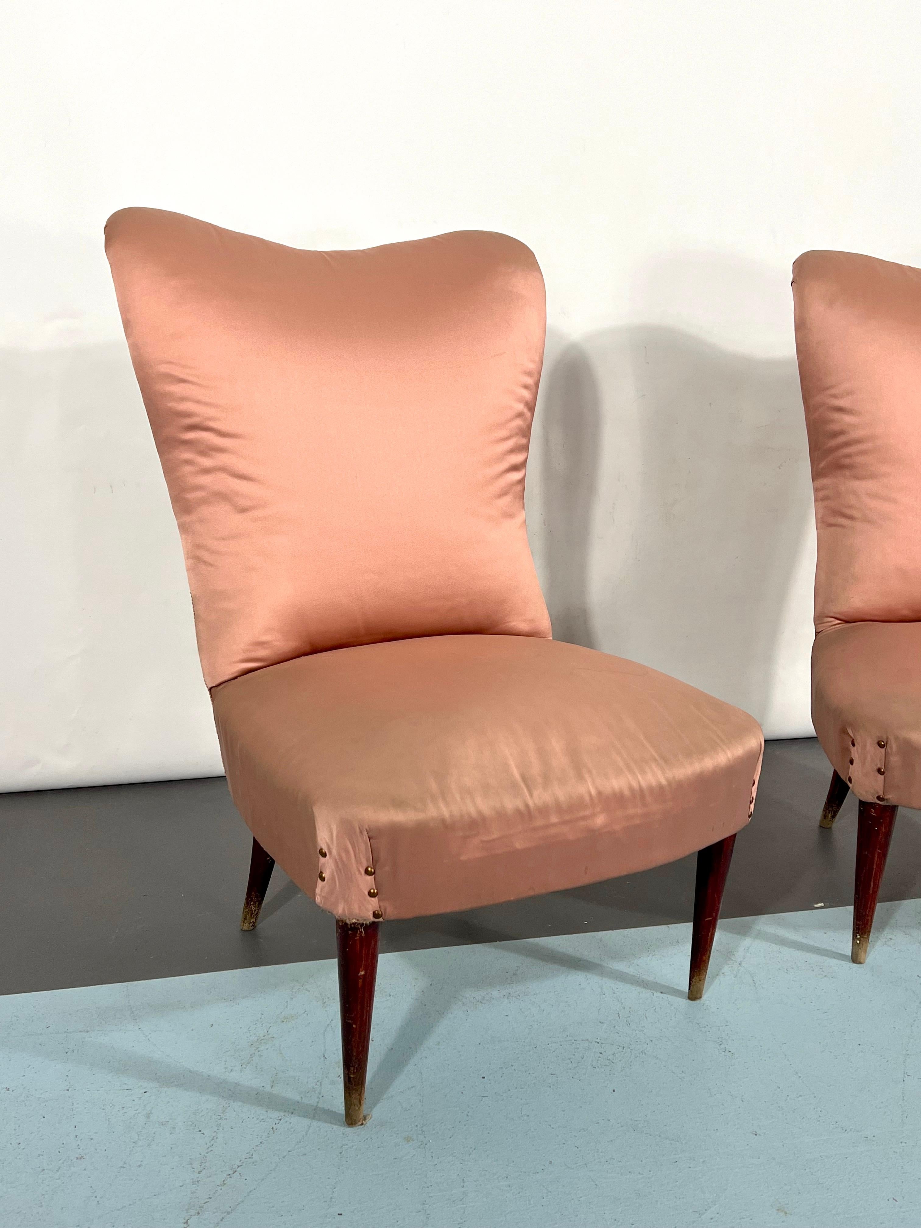 Italian Vintage Pair of Club Armchairs in the Manner of Gio Ponti, 1950s In Good Condition For Sale In Catania, CT