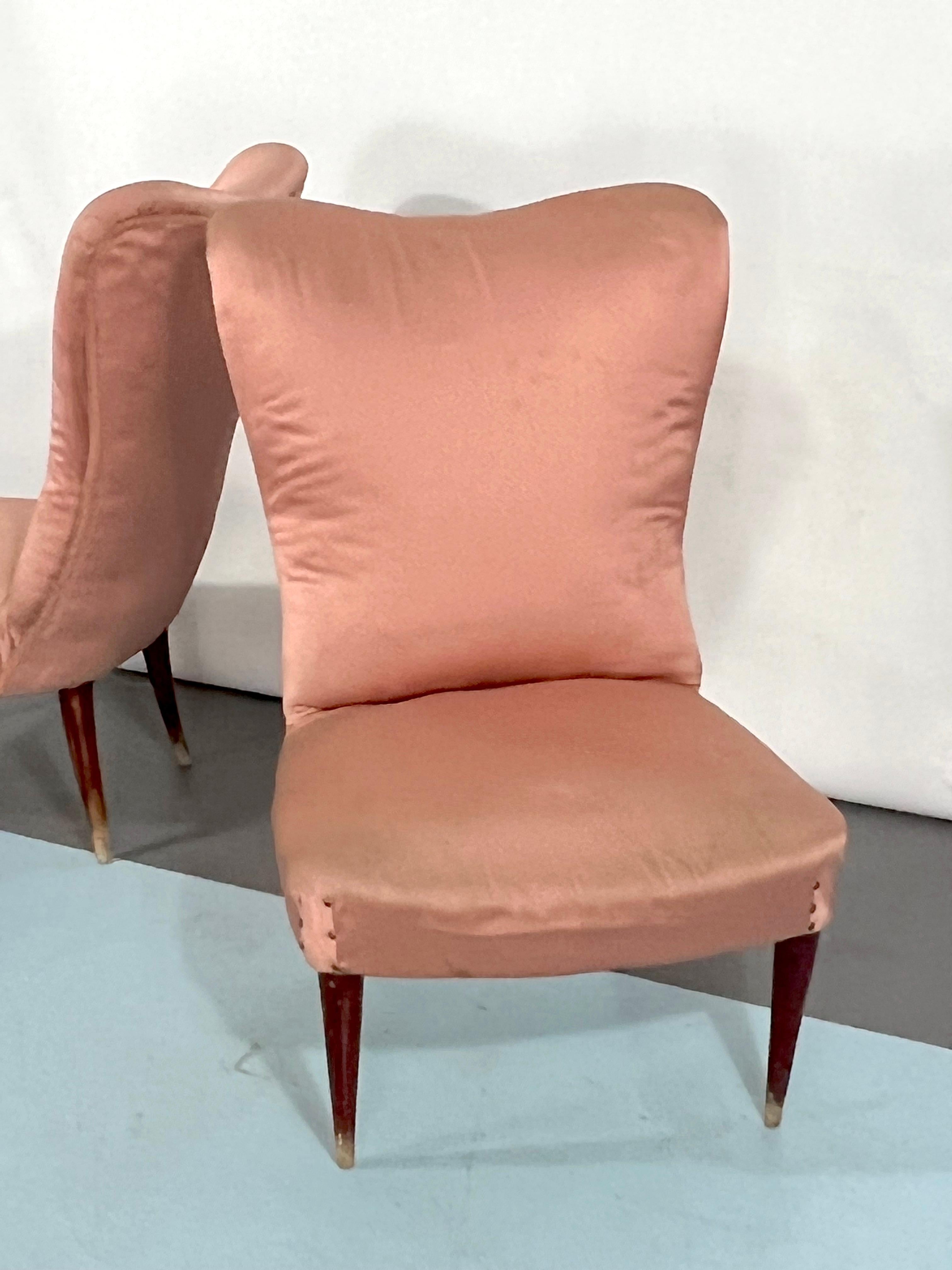 Italian Vintage Pair of Club Armchairs in the Manner of Gio Ponti, 1950s For Sale 1