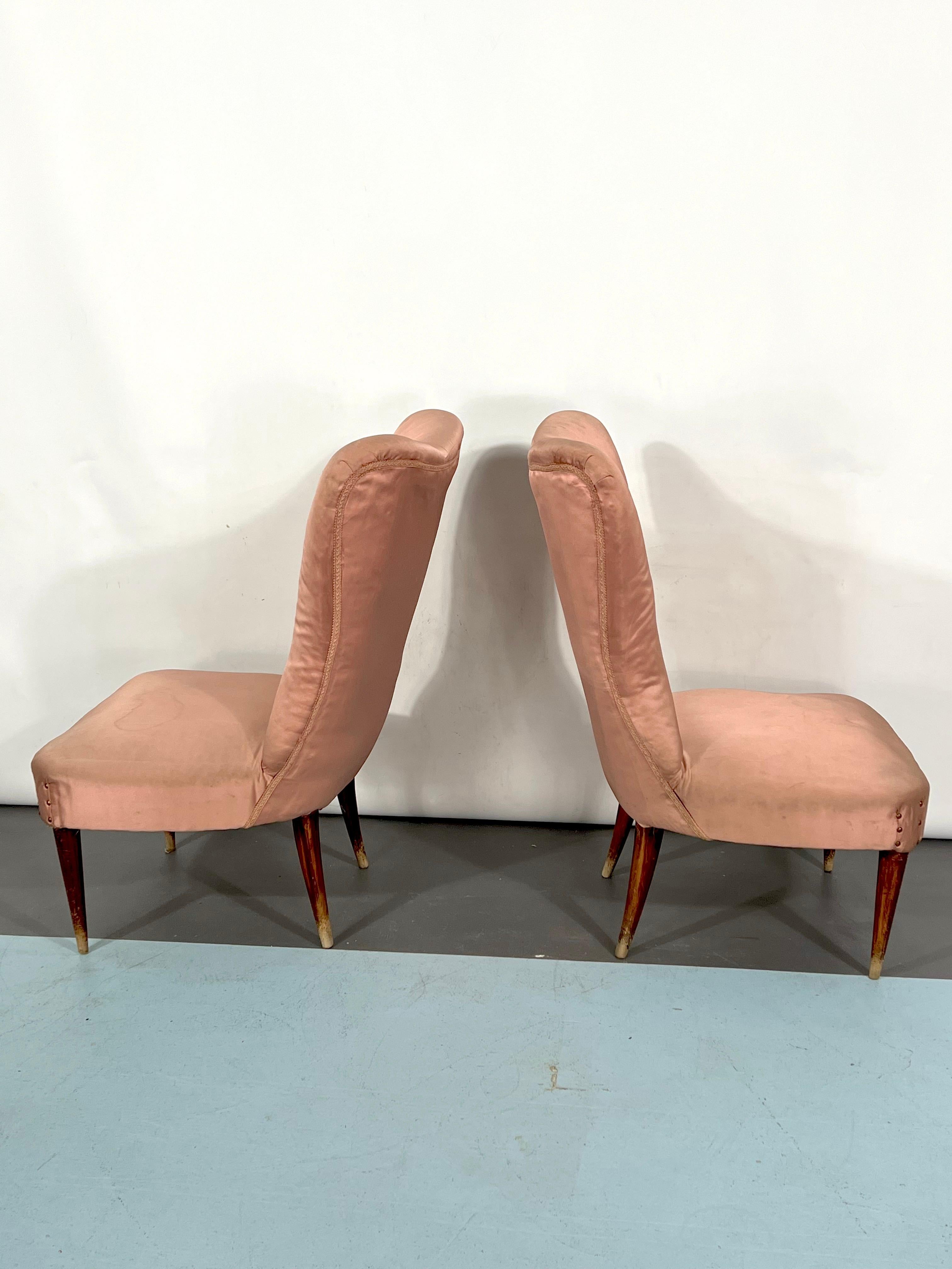 Italian Vintage Pair of Club Armchairs in the Manner of Gio Ponti, 1950s For Sale 3