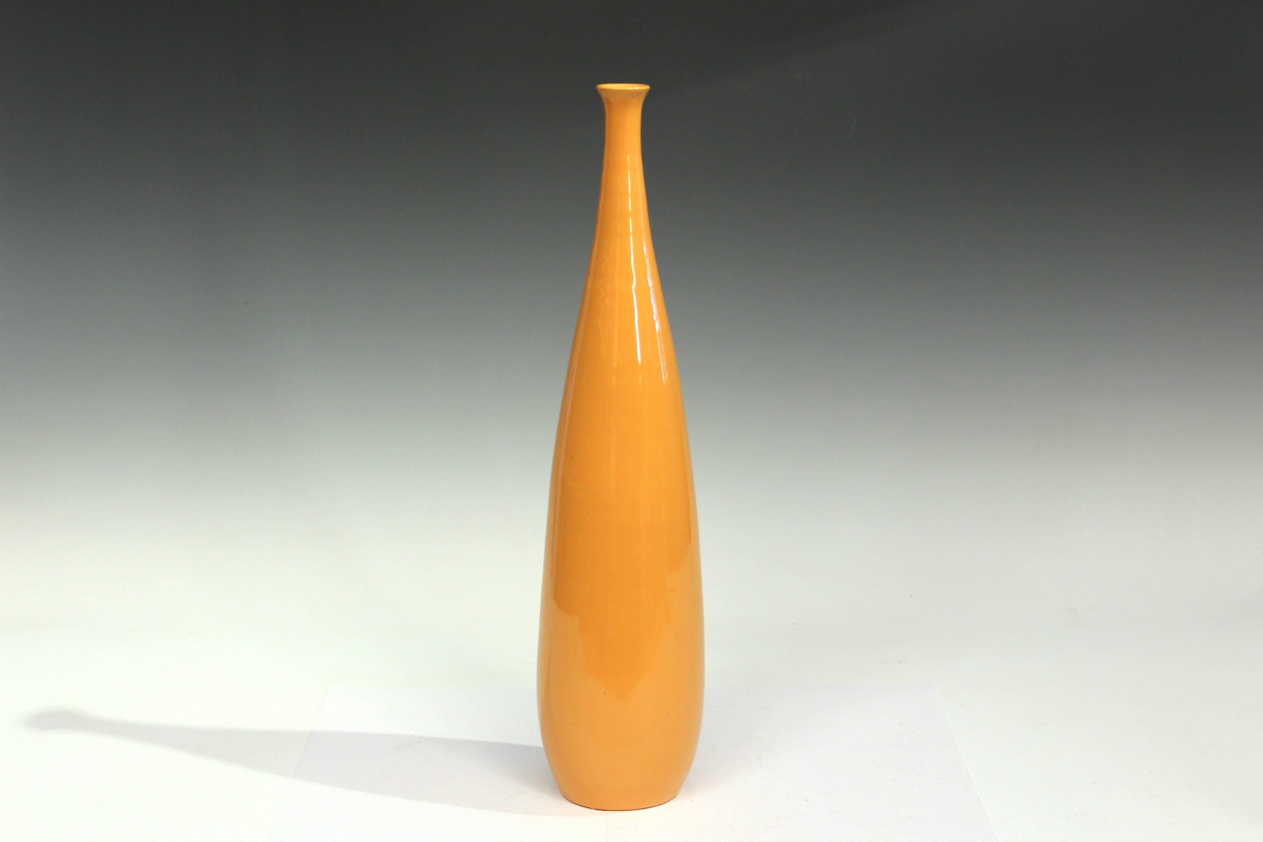 Mid-Century moderno Vaso a collo lungo Raymor in ceramica italiana d'epoca TIC MCM Label in vendita