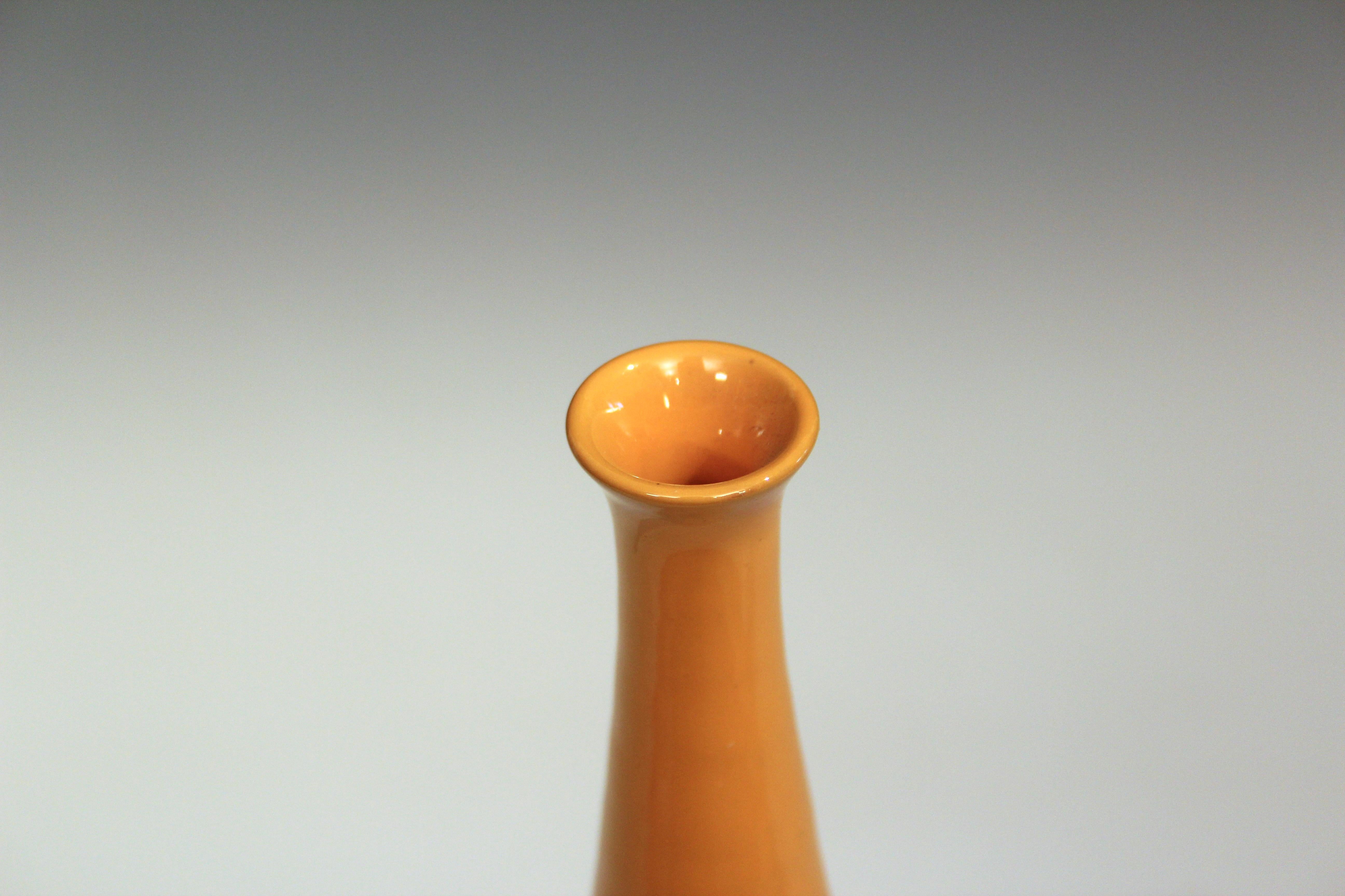 Vaso a collo lungo Raymor in ceramica italiana d'epoca TIC MCM Label In condizioni ottime in vendita a Wilton, CT
