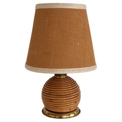 Lampade da tavolo moderne del Medioevo