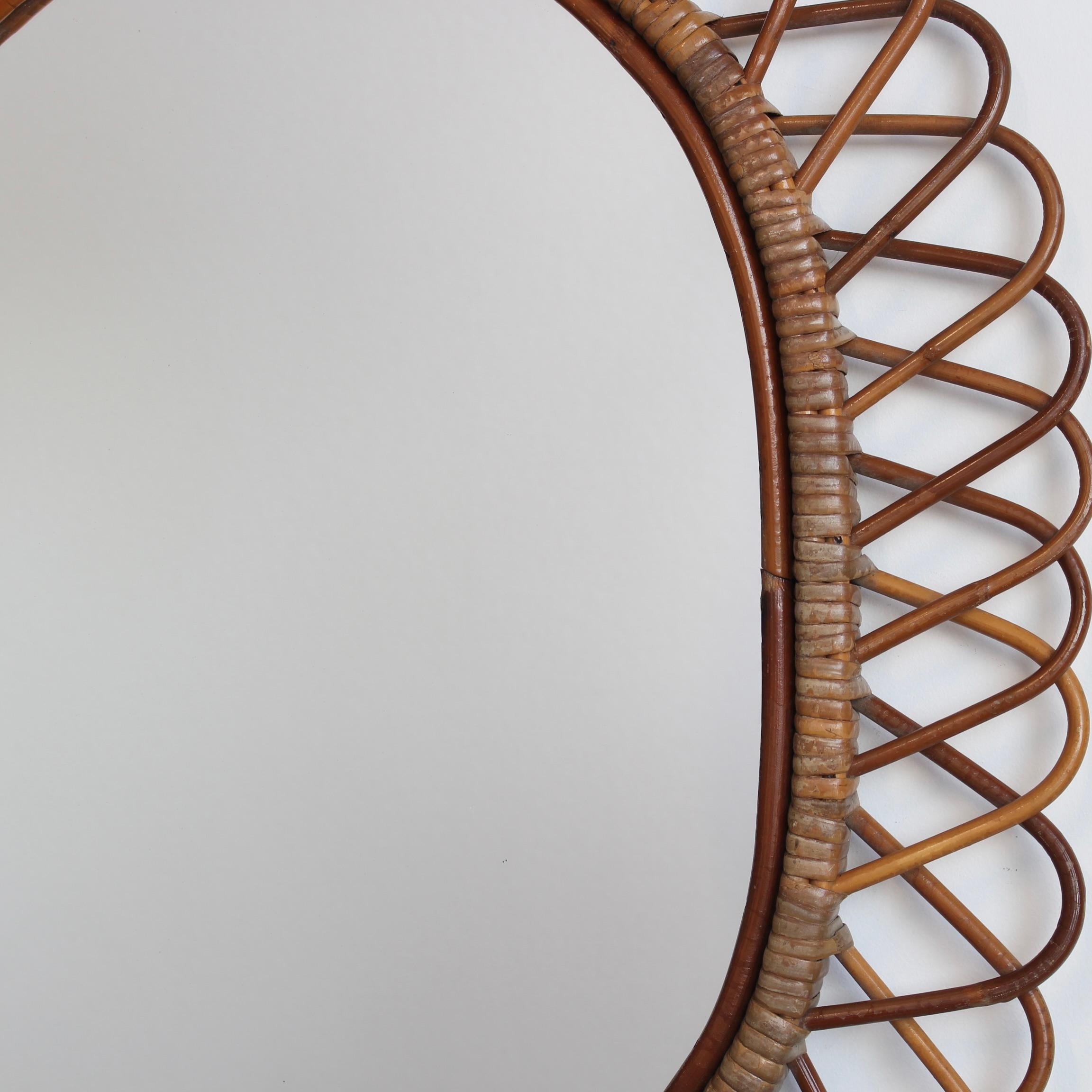 Italienischer Vintage Rattan Wandspiegel (ca. 1960er Jahre) im Zustand „Gut“ im Angebot in London, GB