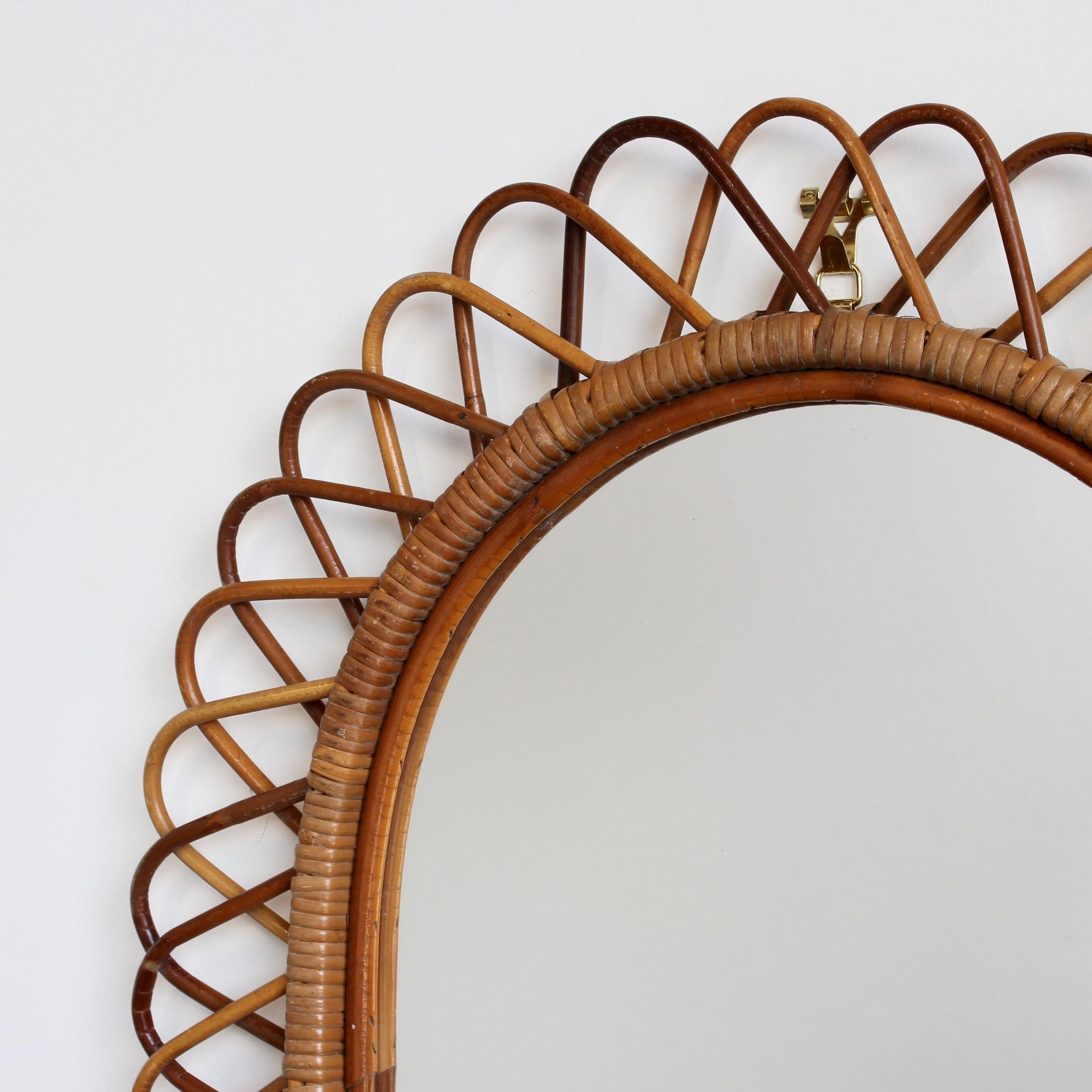 Italienischer Vintage Rattan Wandspiegel (ca. 1960er Jahre) im Angebot 4