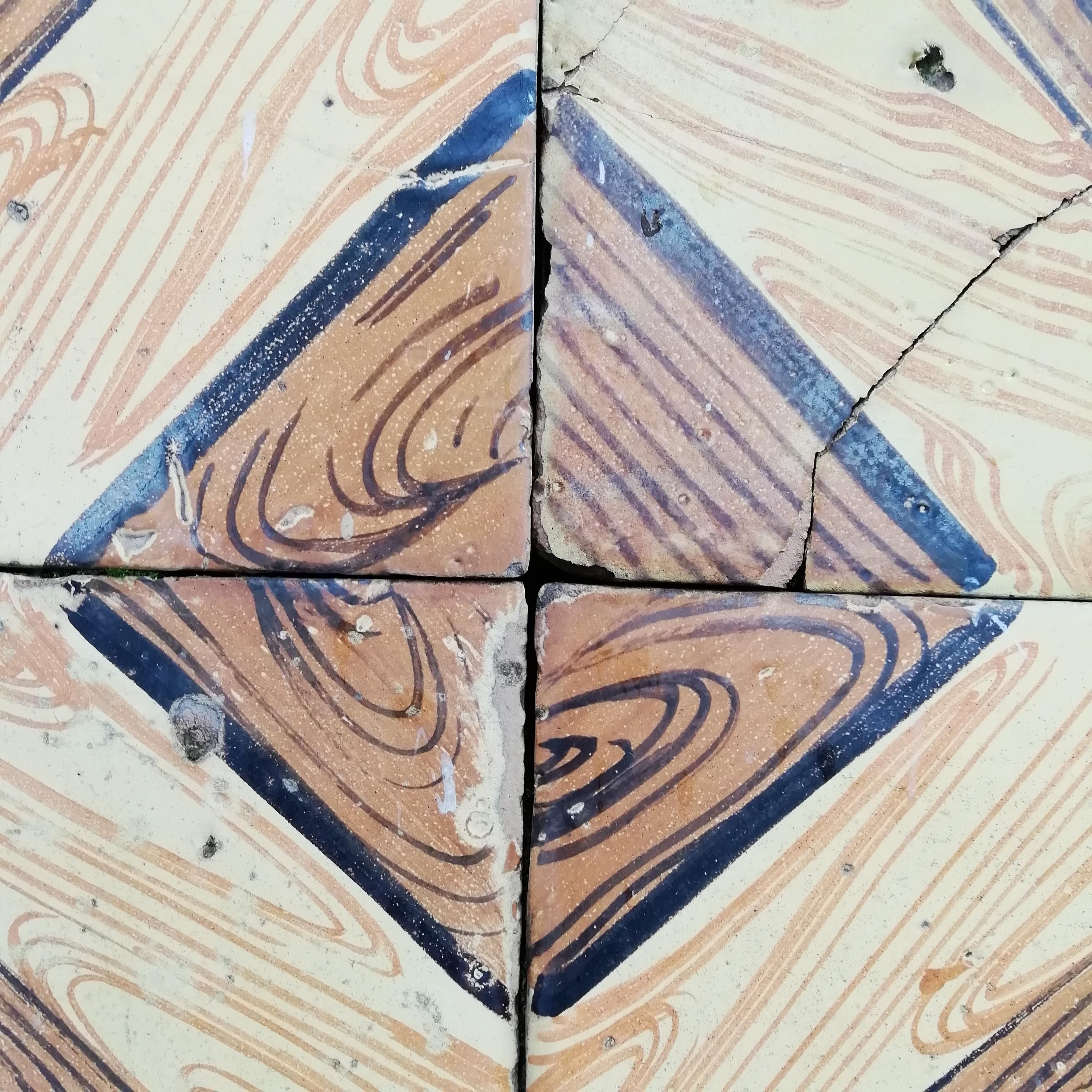 Italian Vintage Reclaimed Decorated Tiles from Early 20th Century For Sale 2