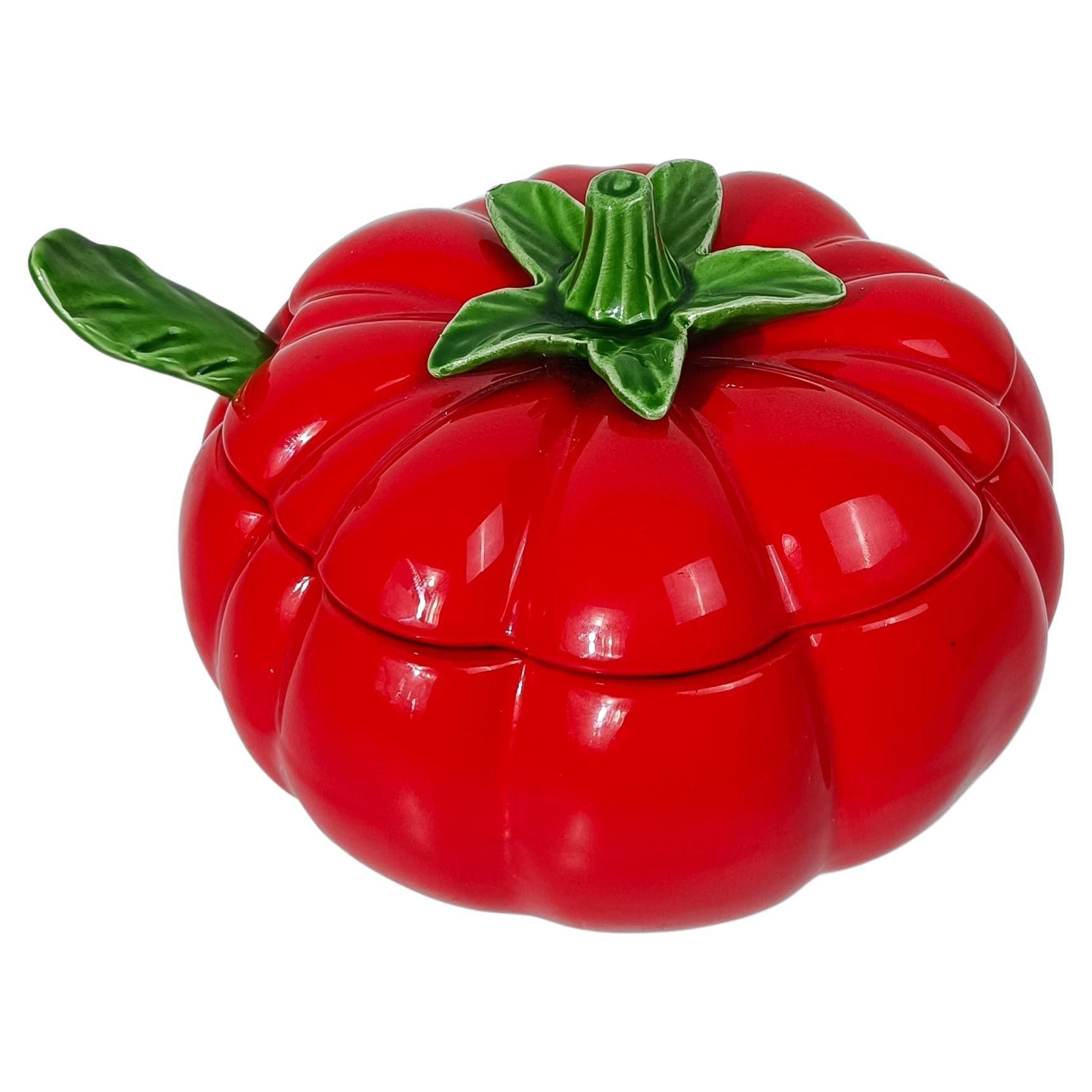 Italienische rote Tomatenterrine aus Majolika-Keramik, 70er Jahre