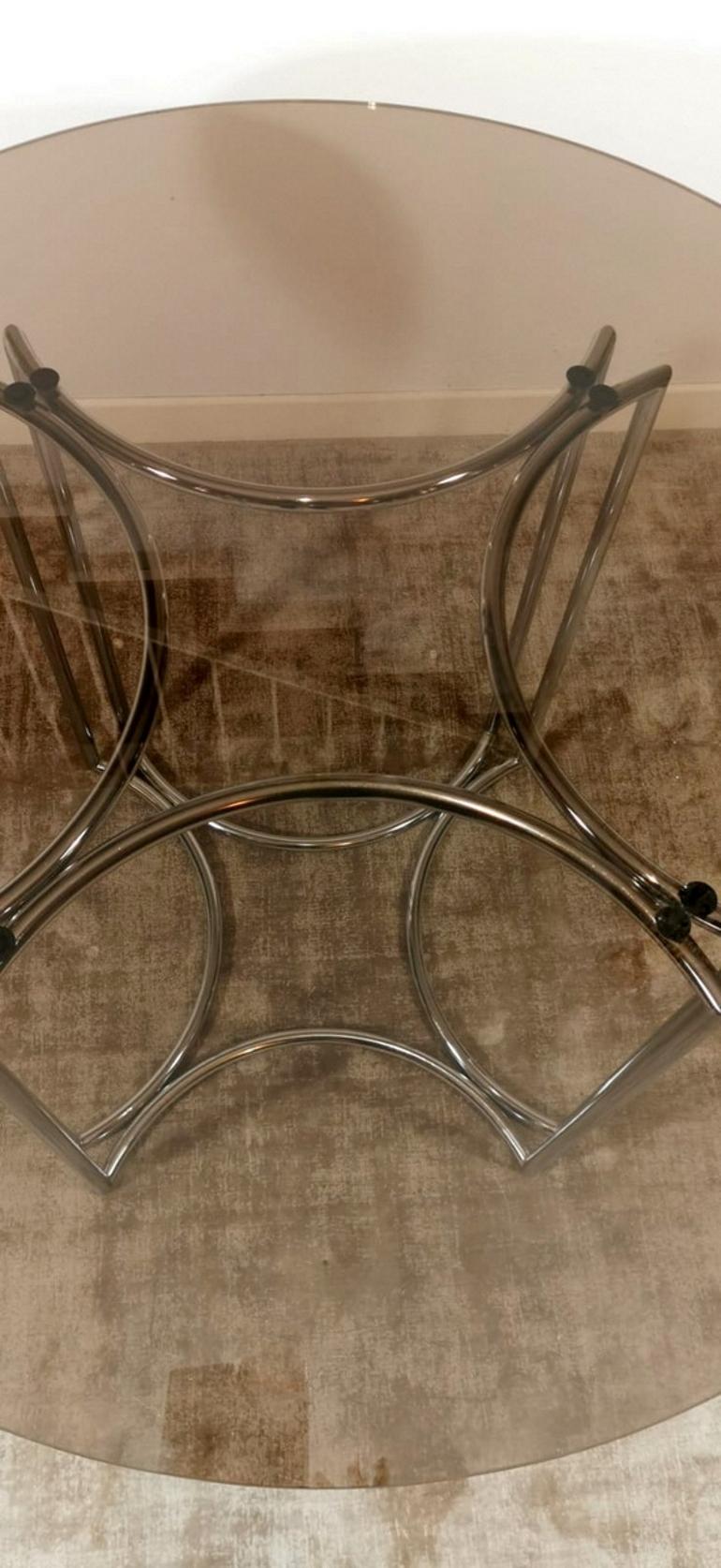 Welded Italian Vintage Round Table Steel