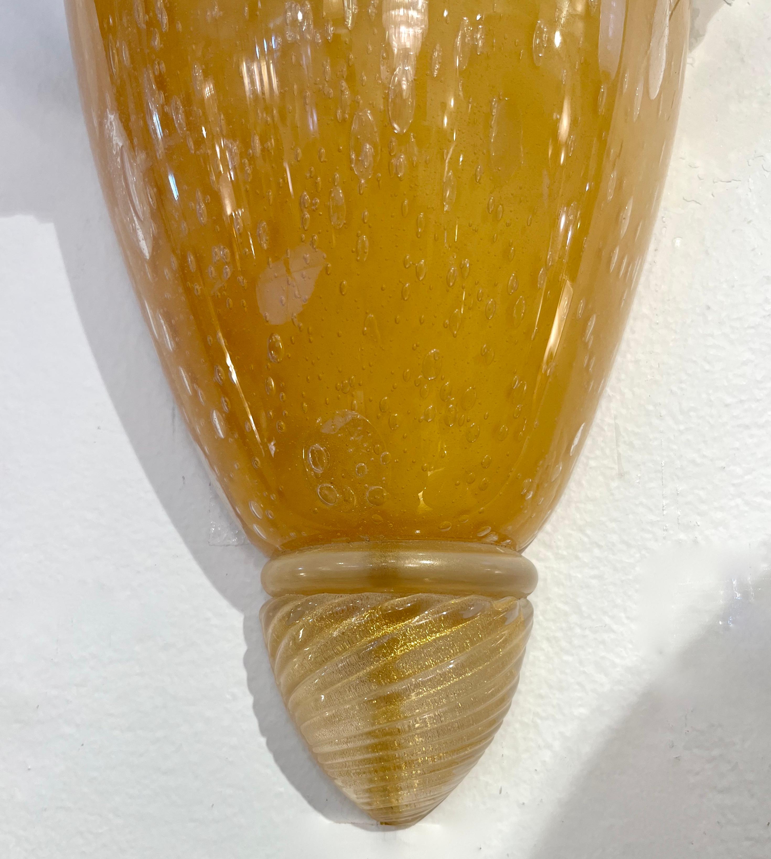 Sconce Vintage Italian in vetro oro ambrato con foglie di cristallo pendenti in vendita 7