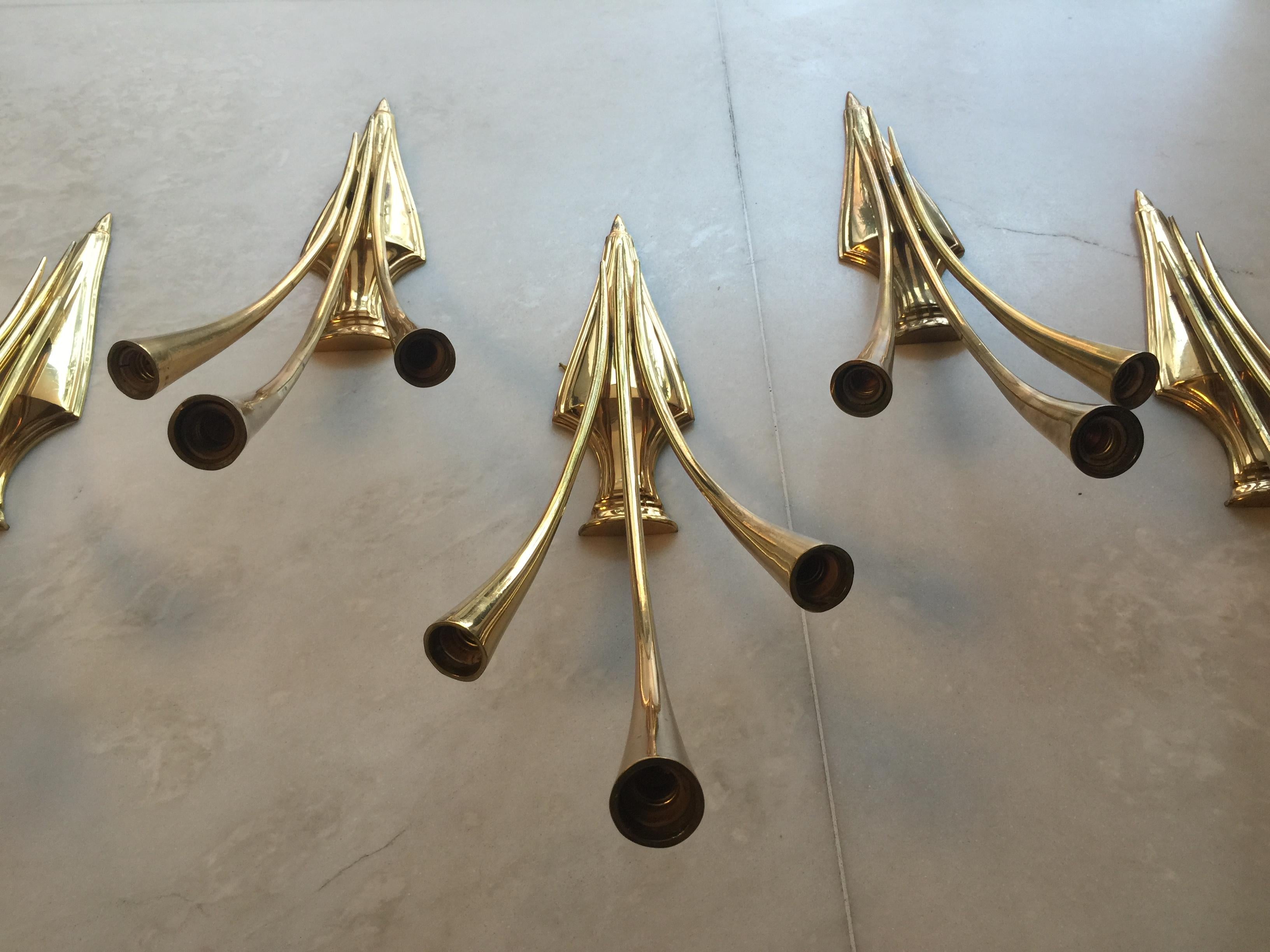 Brass Italian Vintage brass Sconces by Oscar Torlasco for Lumi, Set of Five For Sale