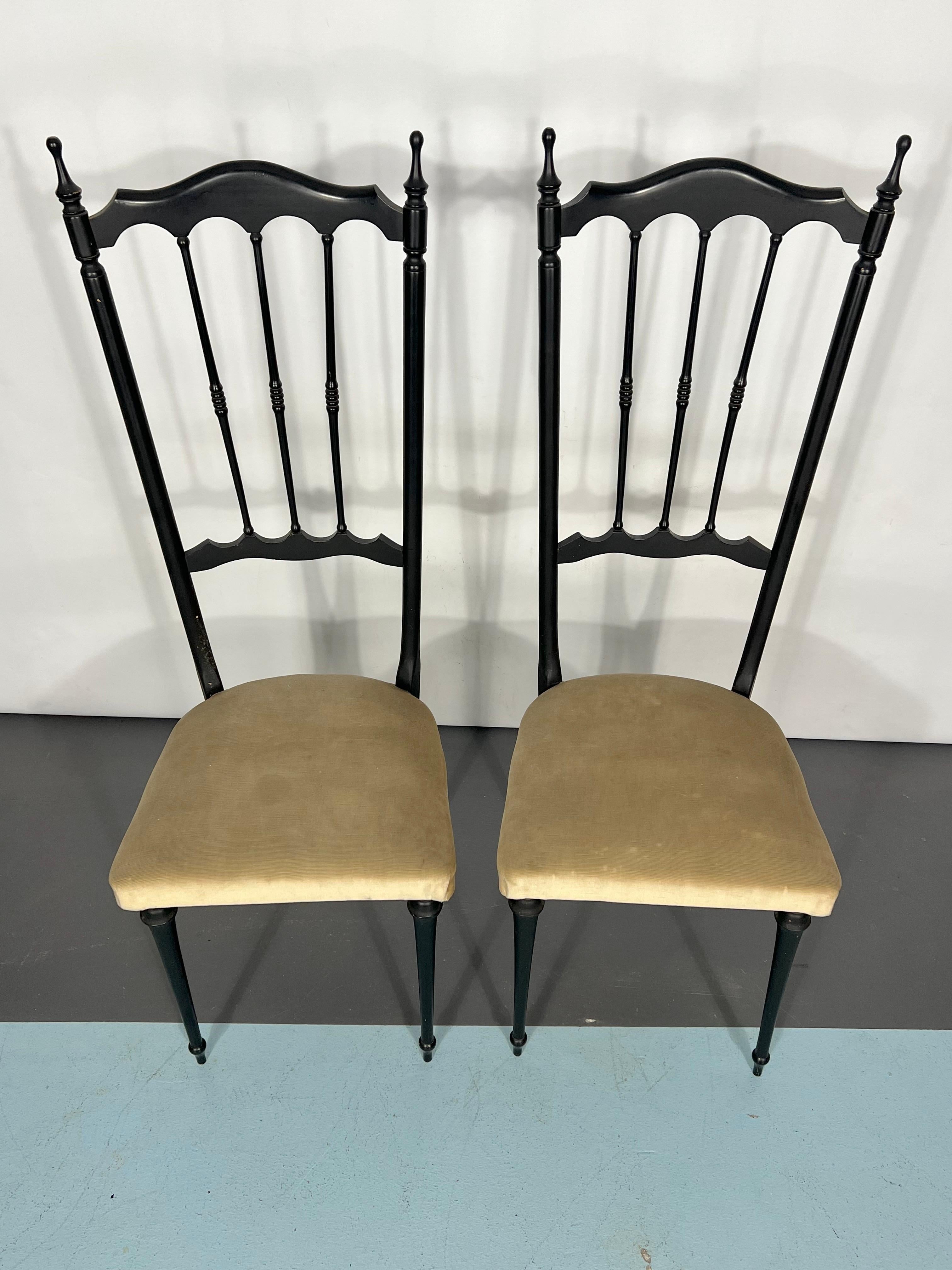 Wood Italian Vintage Set of Two Side Chiavari Chairs from 50s For Sale