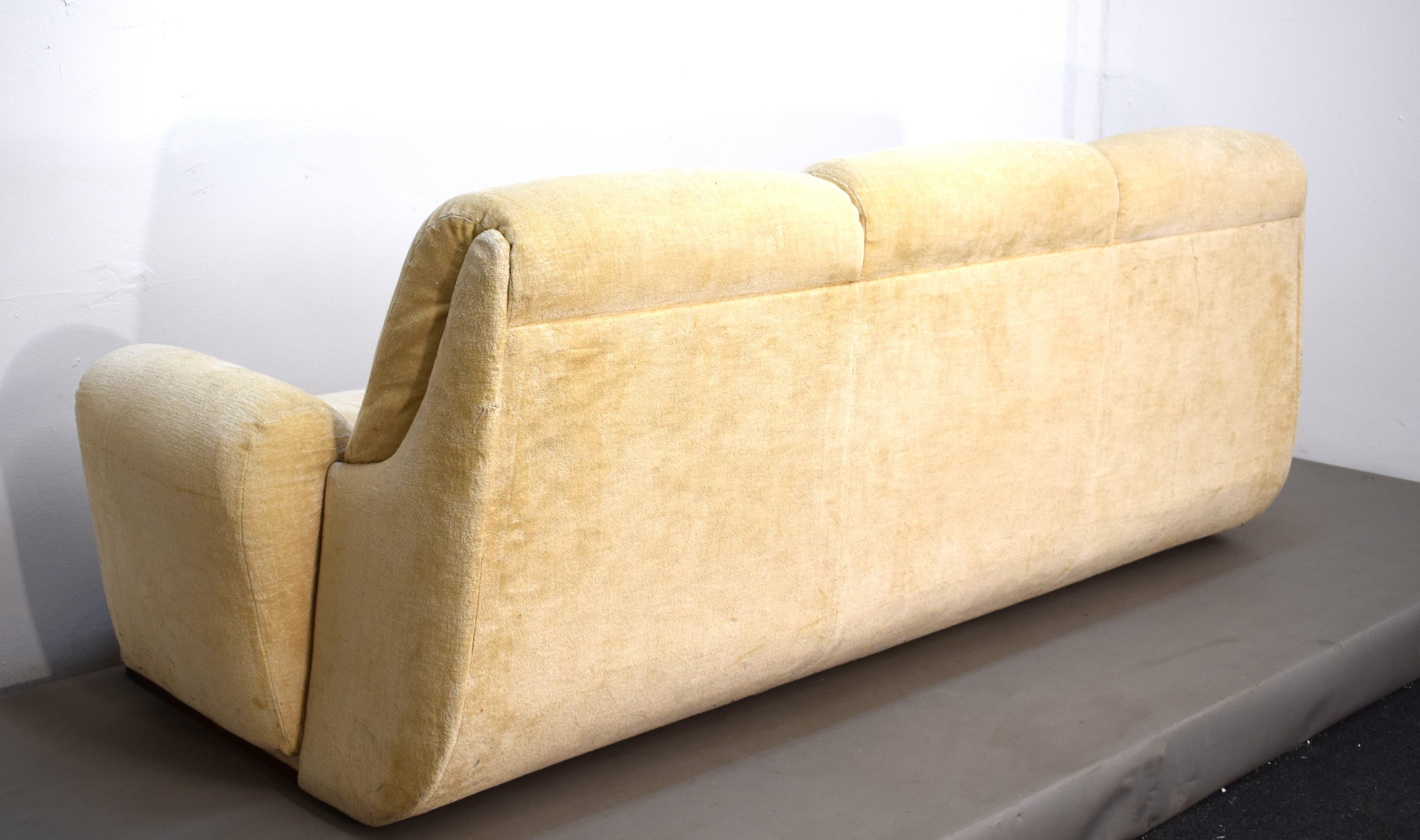 Italian vintage sofa by 1P, 1970s For Sale 5