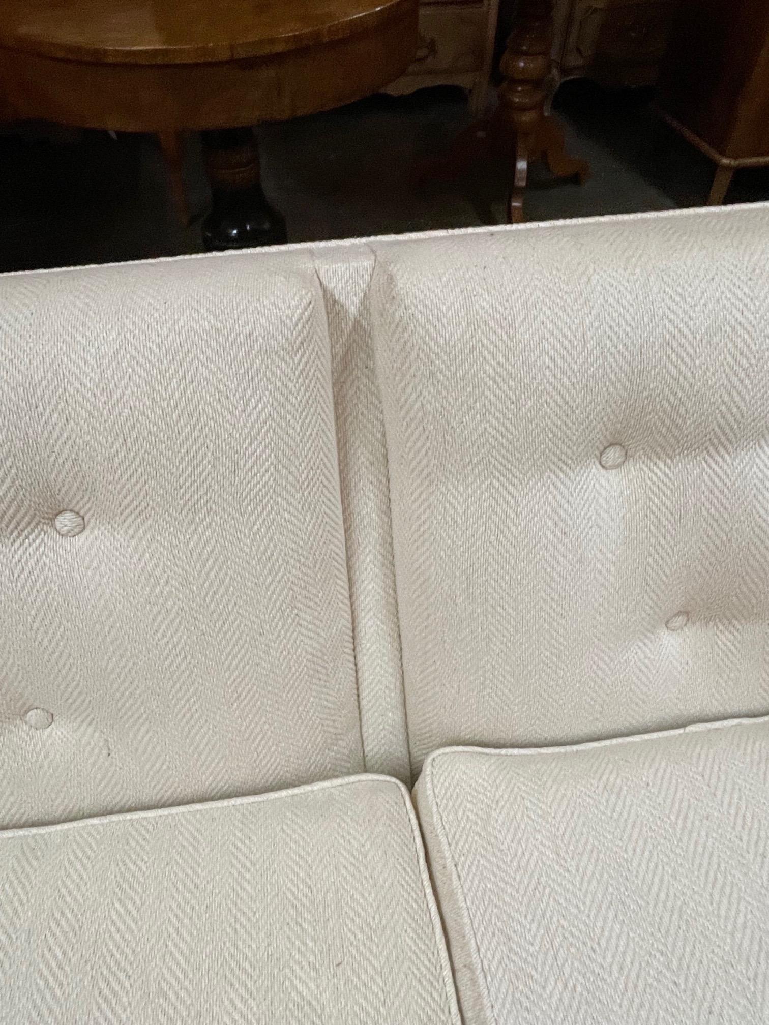 Italian Vintage Sofa with Tufted Upholstery and Walnut Arms 3