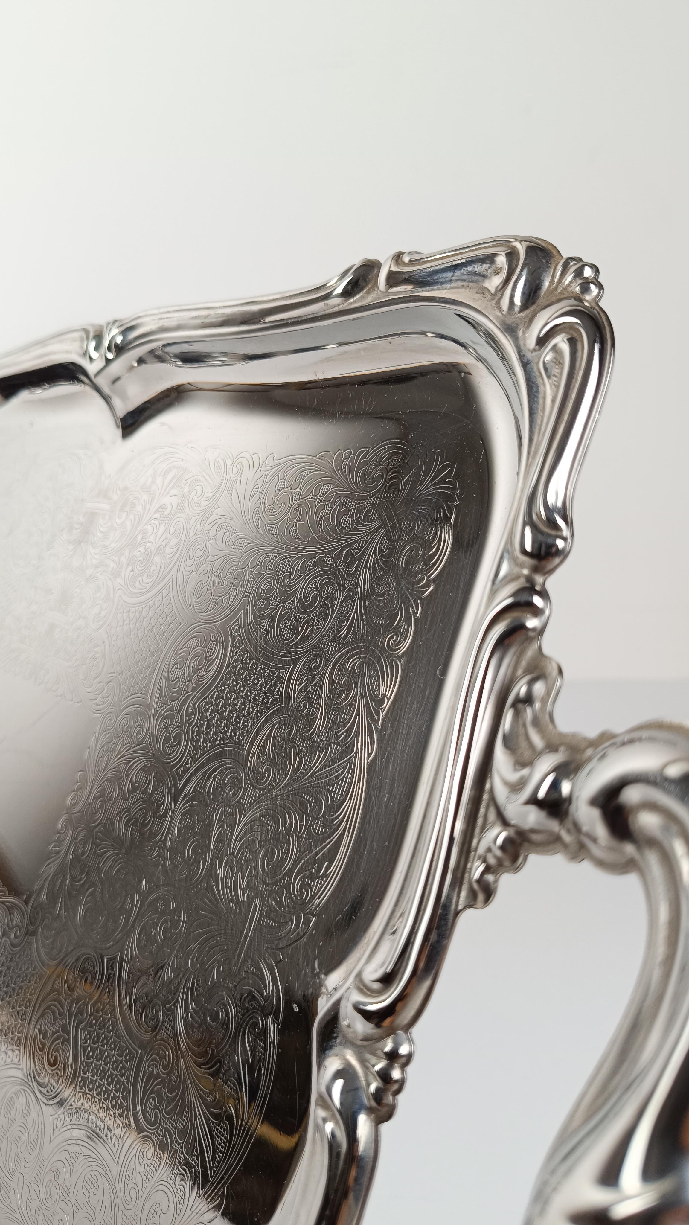 Bandeja Vintage Italiana de Acero Inoxidable en Estilo Barroco By Alessi 60s Mediana en venta 6