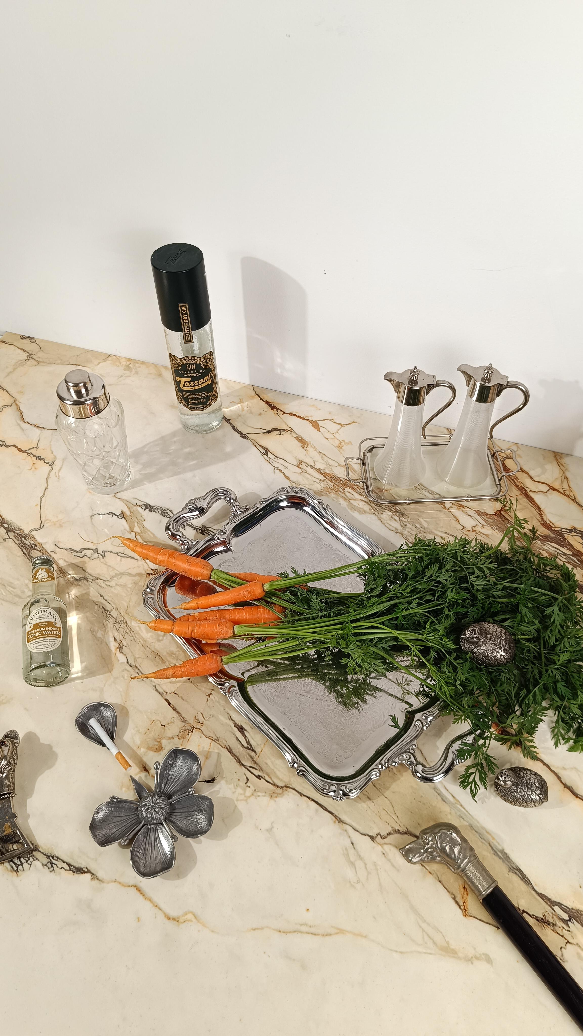 Bandeja Vintage Italiana de Acero Inoxidable en Estilo Barroco By Alessi 60s Mediana en Bueno estado para la venta en Roma, IT