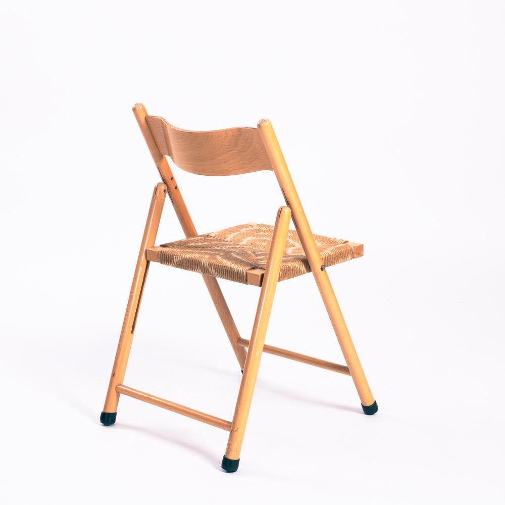 Late 20th Century Italian vintage straw beech folding chairs, set of 3 For Sale