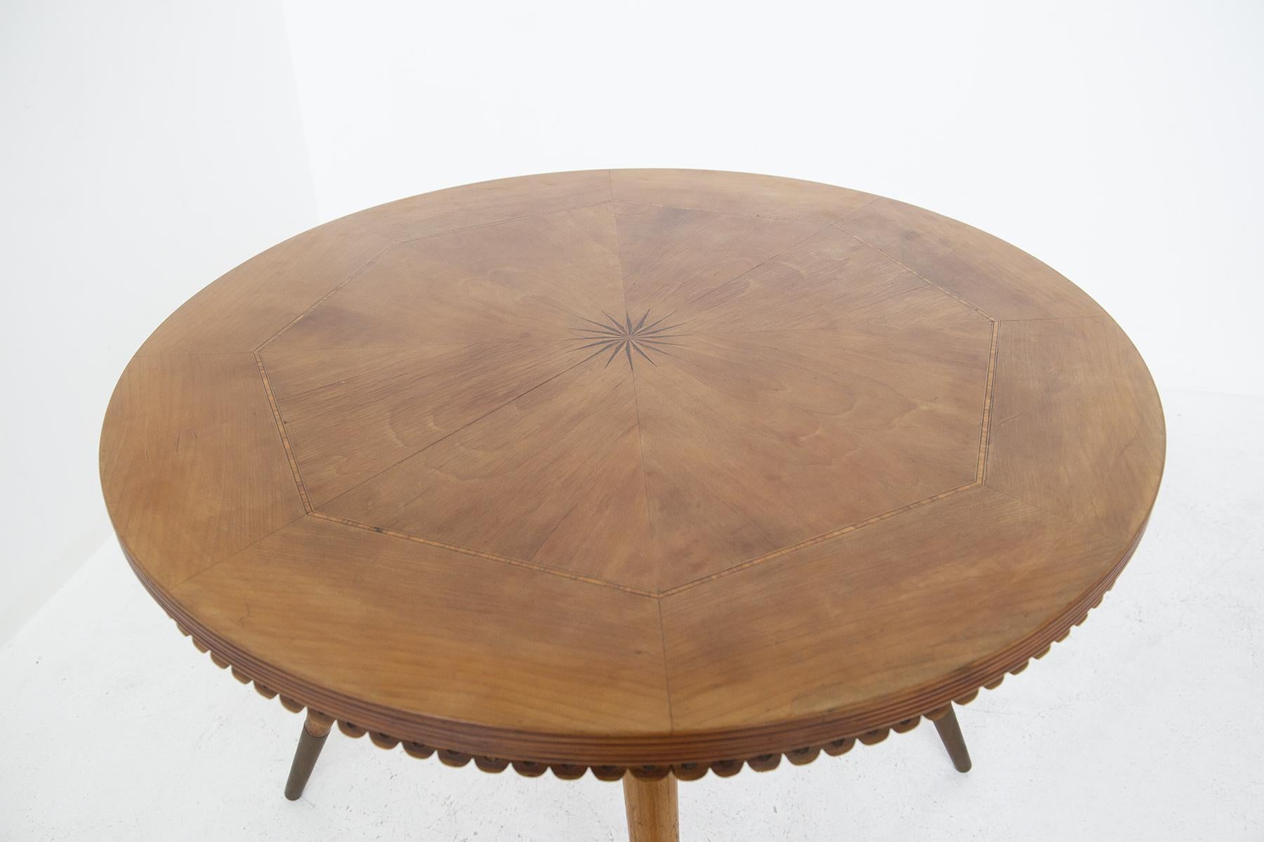 Italian Vintage Table in Wood and Brass by Paolo Buffa 3