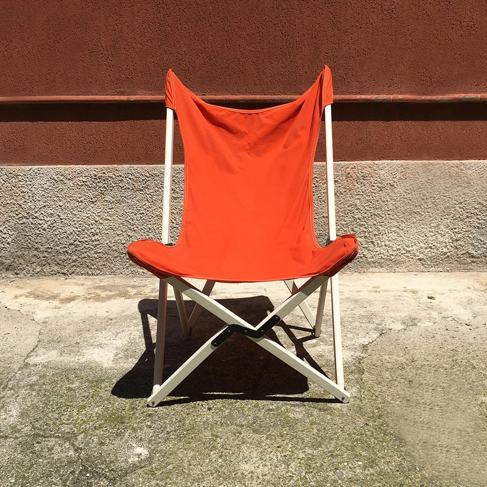 Italian vintage Tripolina adjustable chair by Zanotta, 1960s
Tripolina adjustable chair by Zanotta dating to the 1960s, with rigid orange fabric, adjustable structure in white painted ash tree and black metal junctions.
Original wood finish and