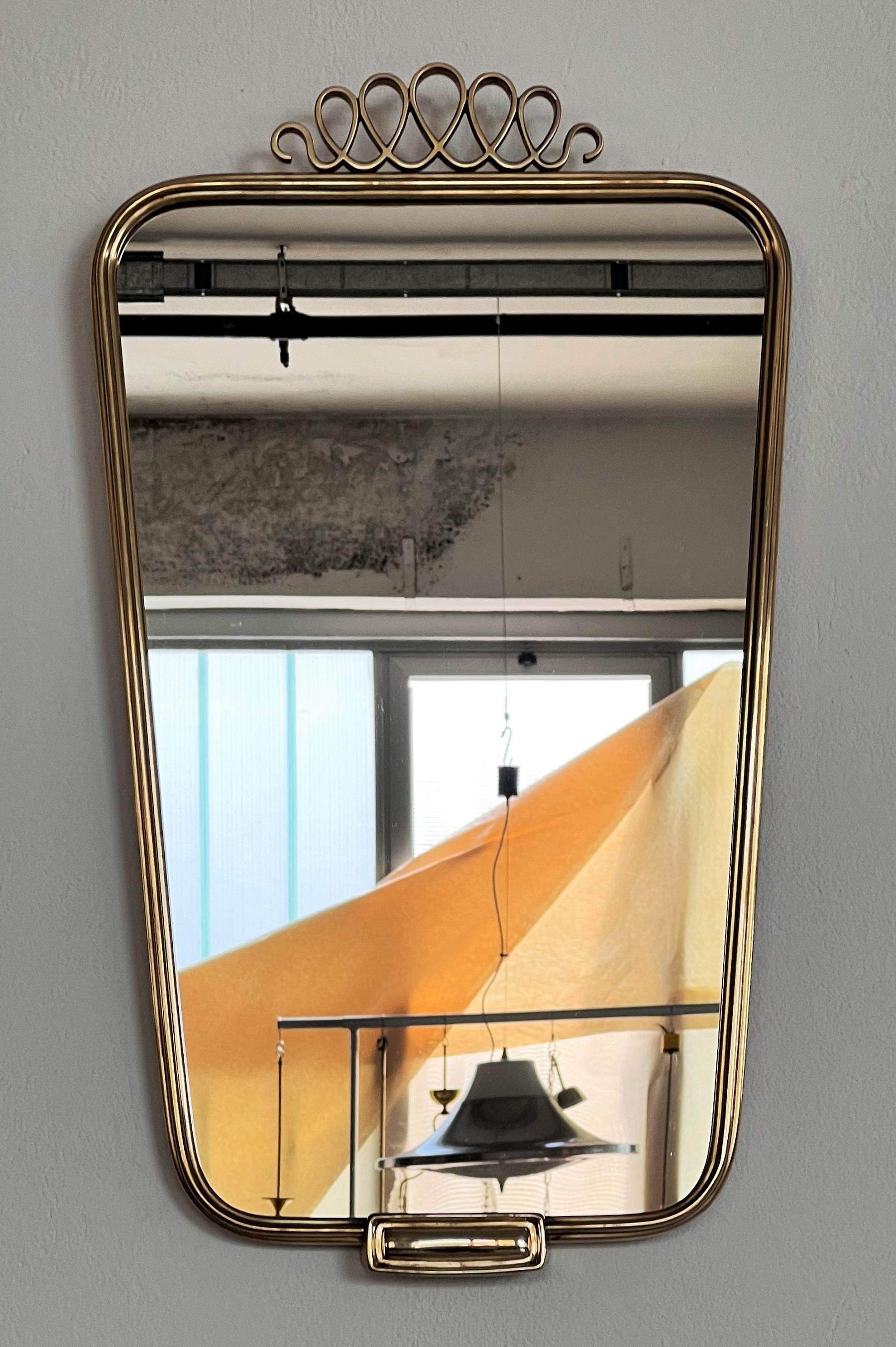 Italian Vintage Wall Mirror with Brass Frame and Detail in Giò Ponti Style, 1970 2