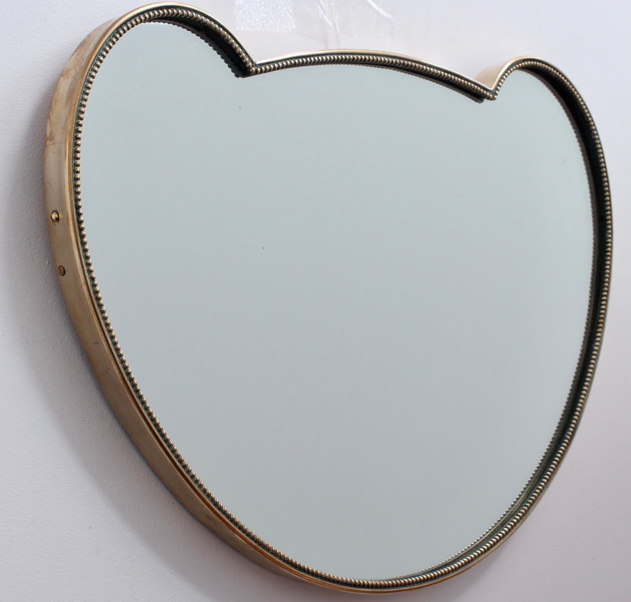 Italian Vintage Wall Mirror with Brass Frame (circa 1950s) - Small In Good Condition For Sale In London, GB