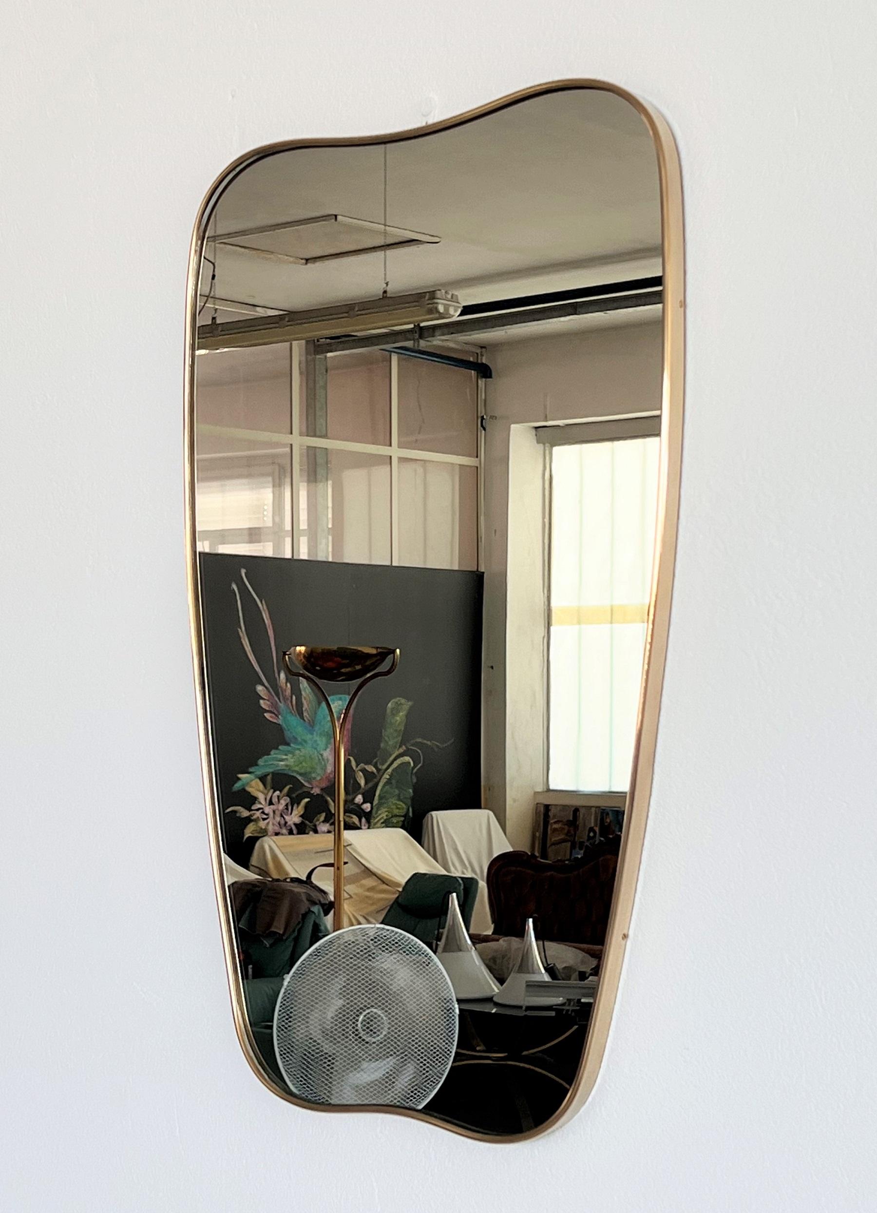 Late 20th Century Italian Vintage Wall Mirror with Brass Frame in Giò Ponti Style, 1970s