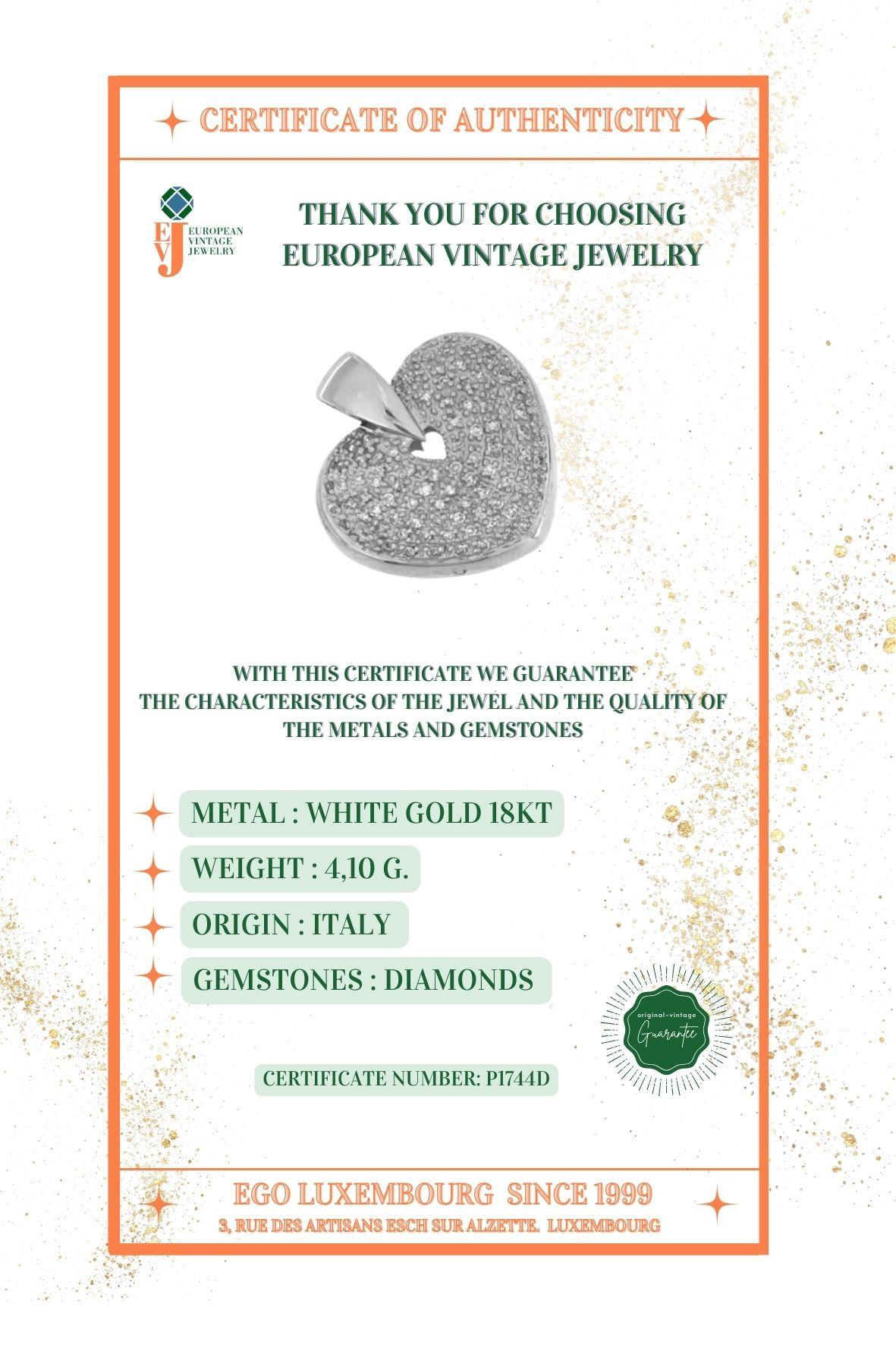 Italian Vintage White Gold Diamond Heart Pendant For Sale 2