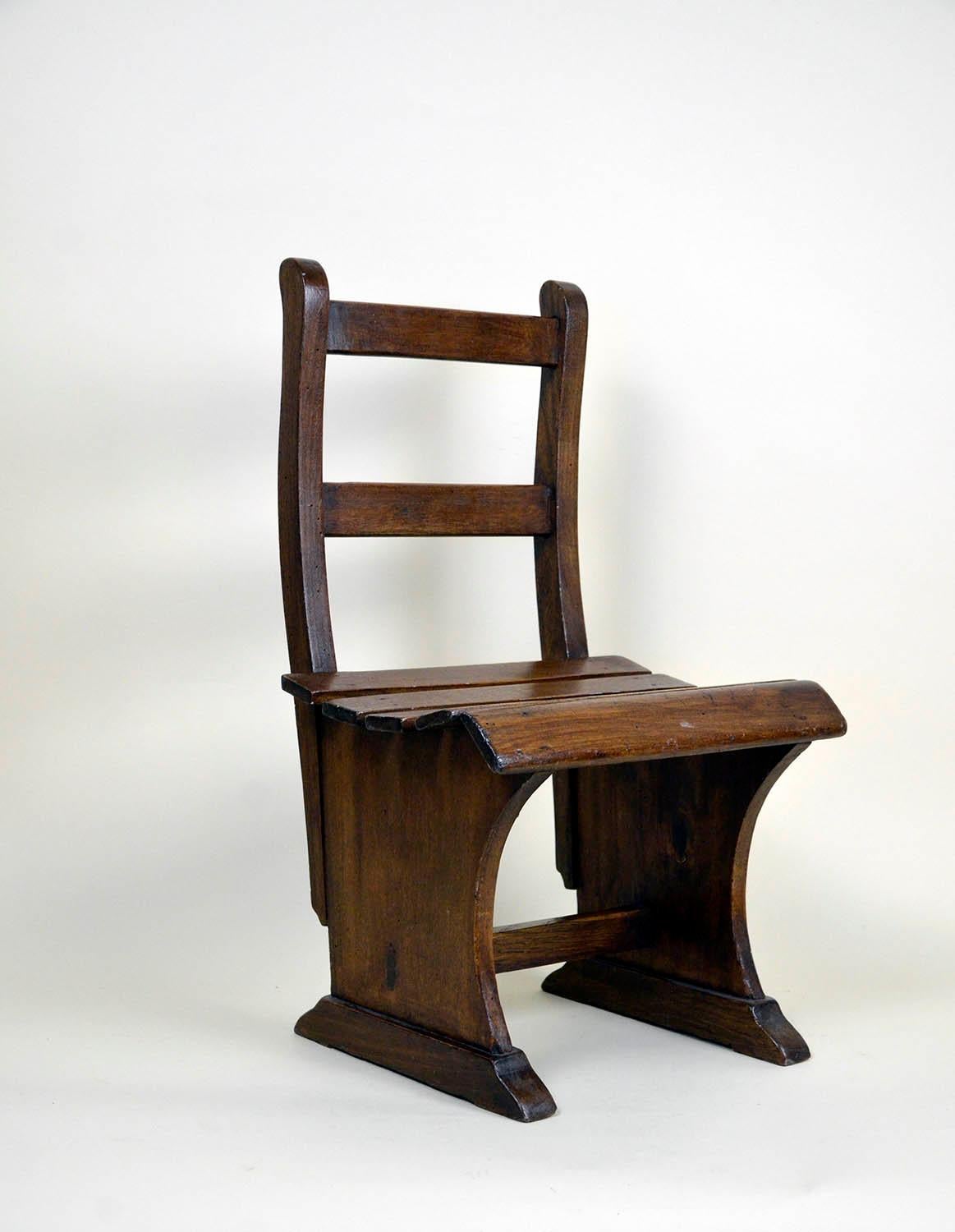 Mid-Century Modern Italian Vintage Wooden Children's Chair from Maternal School, 1950s For Sale