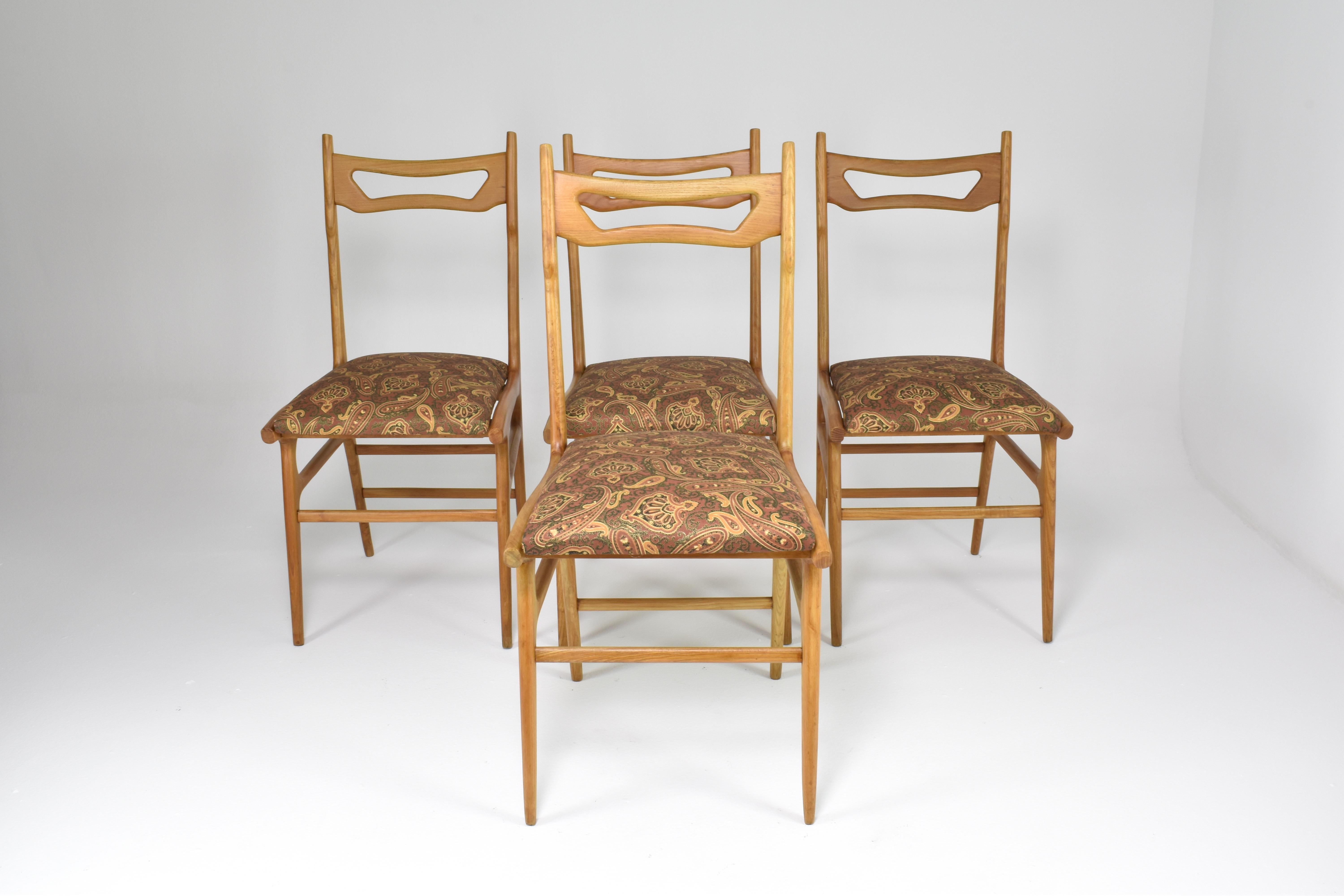 Italian Vintage Wooden Dining Chairs, Set of Four, 1950s In Good Condition For Sale In Paris, FR