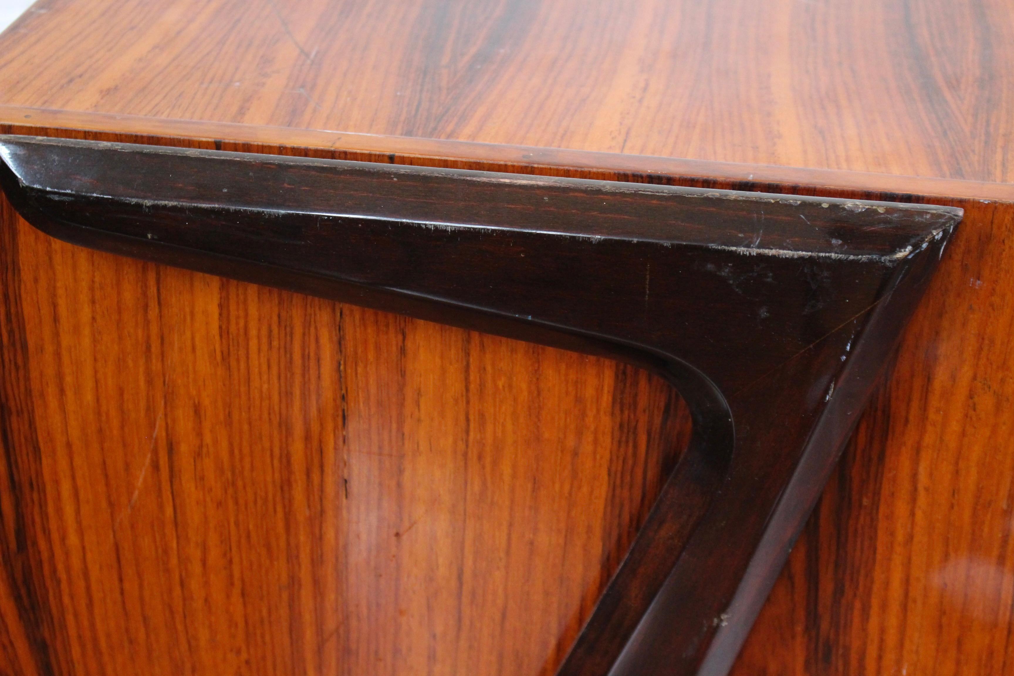 Italian Vintage Writing Desk Attributed to Vittorio Dassi (circa 1950s) For Sale 13