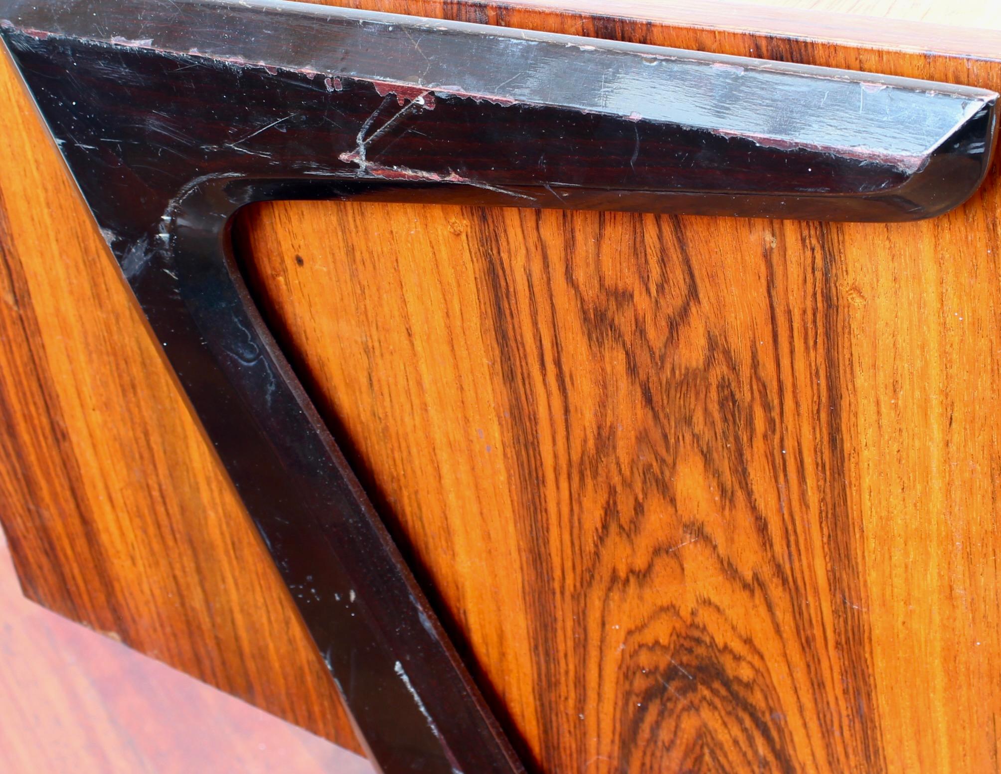 Italian Vintage Writing Desk Attributed to Vittorio Dassi (circa 1950s) For Sale 3