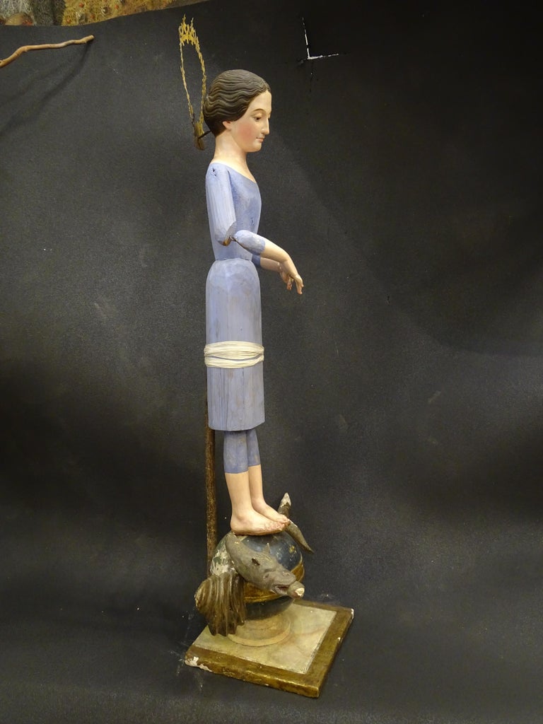 Italian Virgin Wood Sculpture, Capipota, Dressing Image For Sale 7